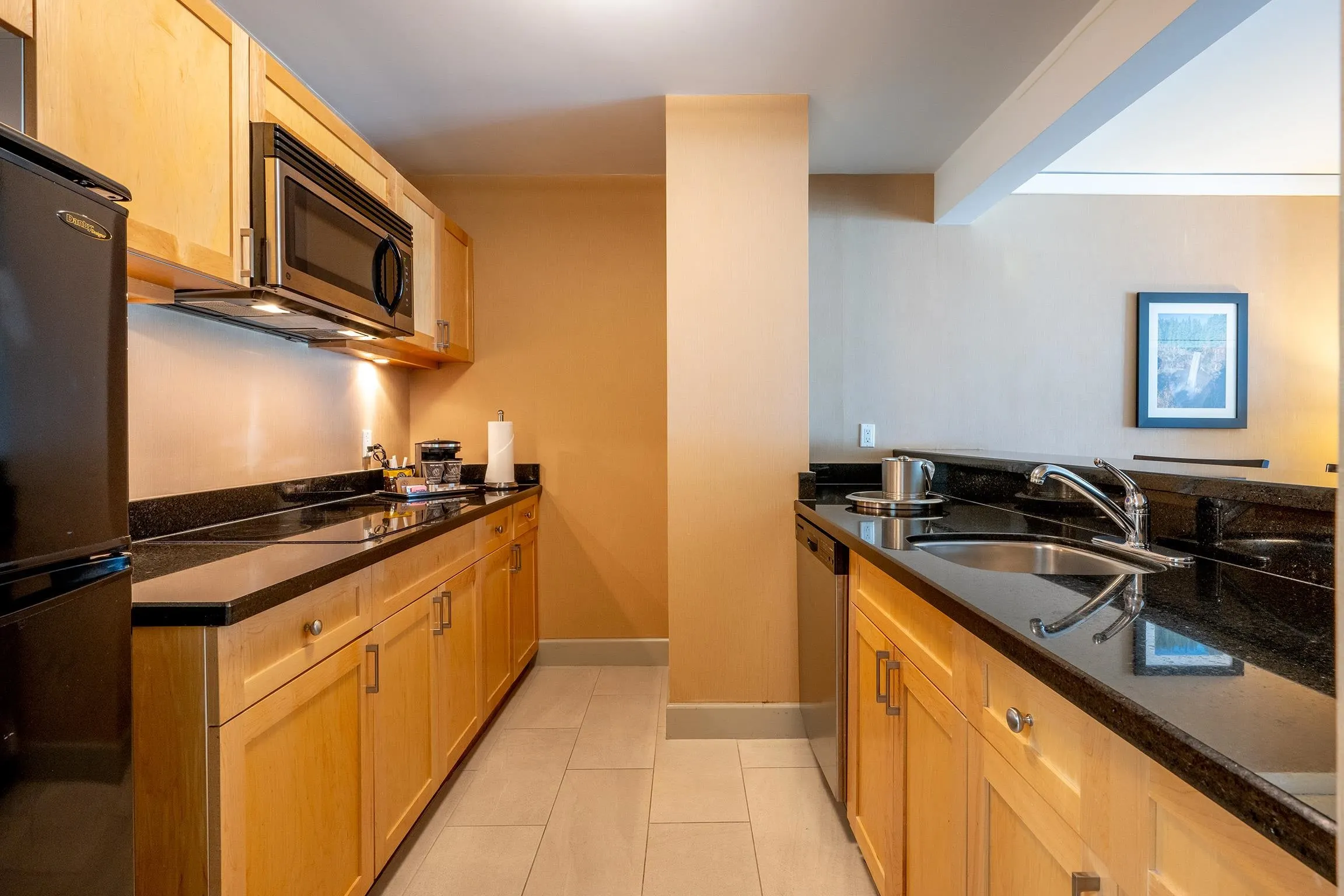 210/212 4050 Whistler Way