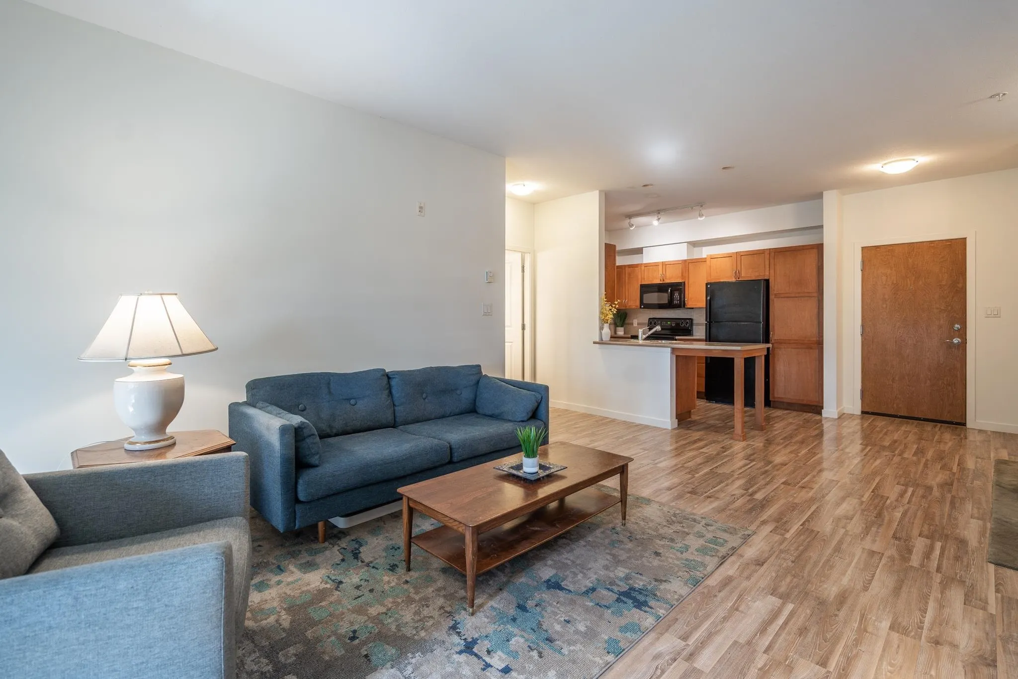 309 33318 E Bourquin Crescent