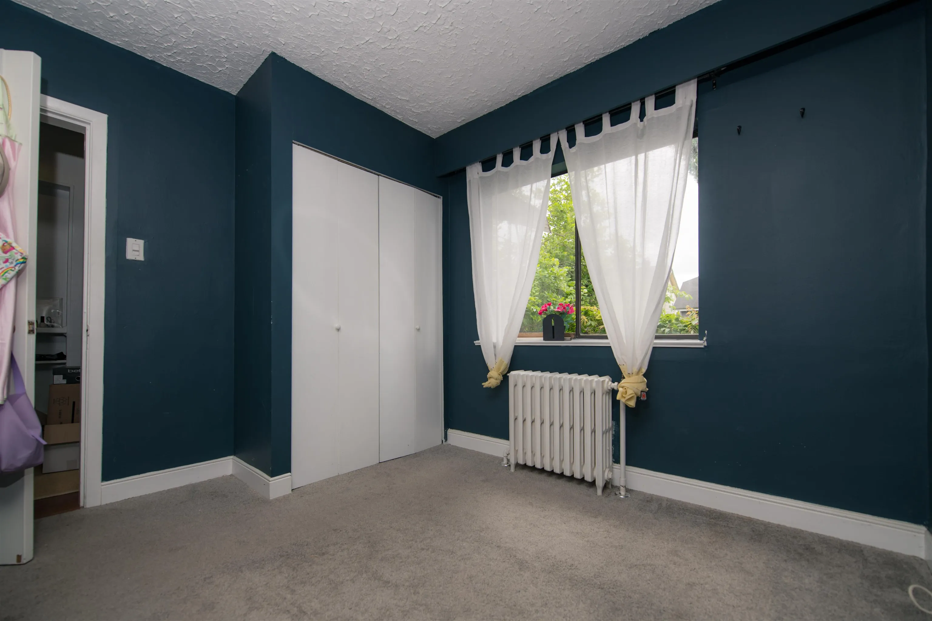 3439 Dundas Street
