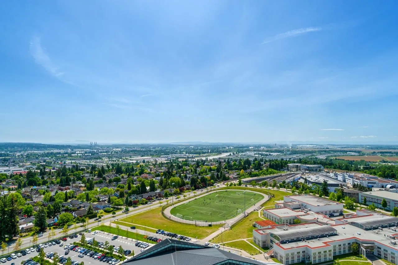 2307 7683 Park Crescent