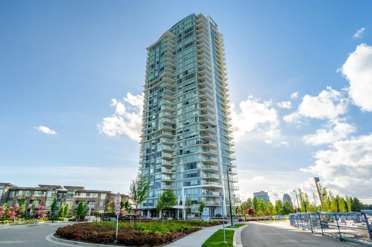2307 7683 Park Crescent