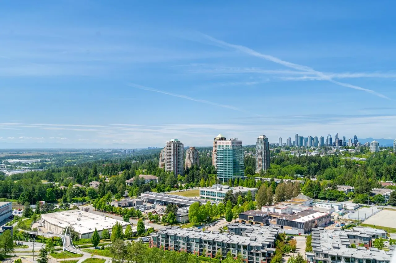 2307 7683 Park Crescent