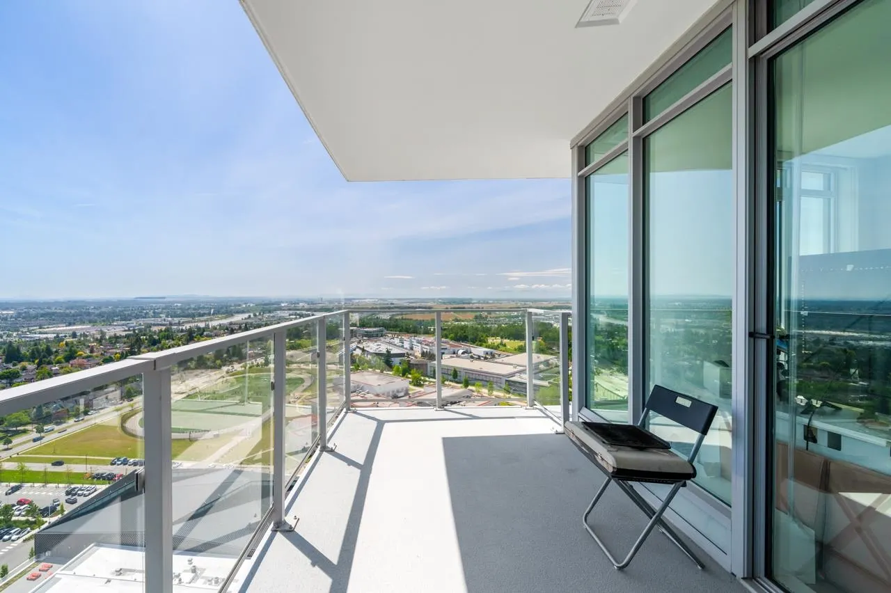2307 7683 Park Crescent