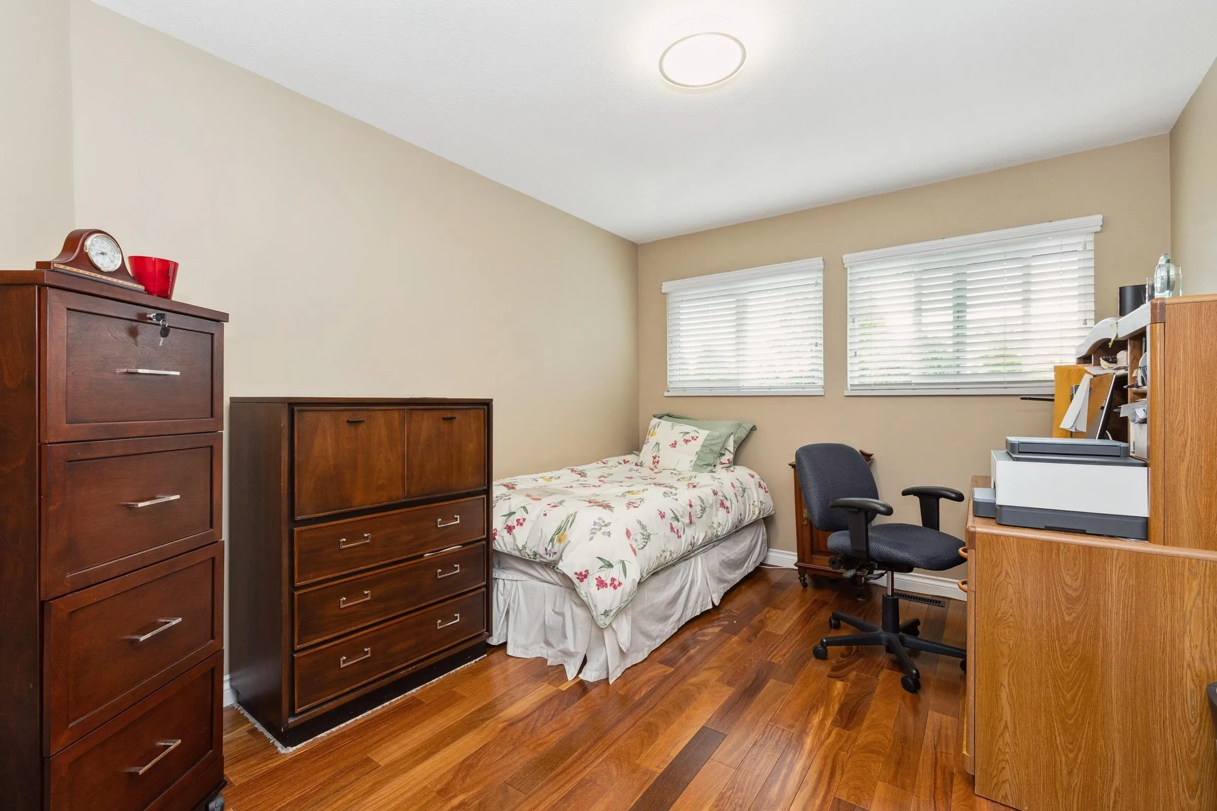 12019 Chestnut Crescent