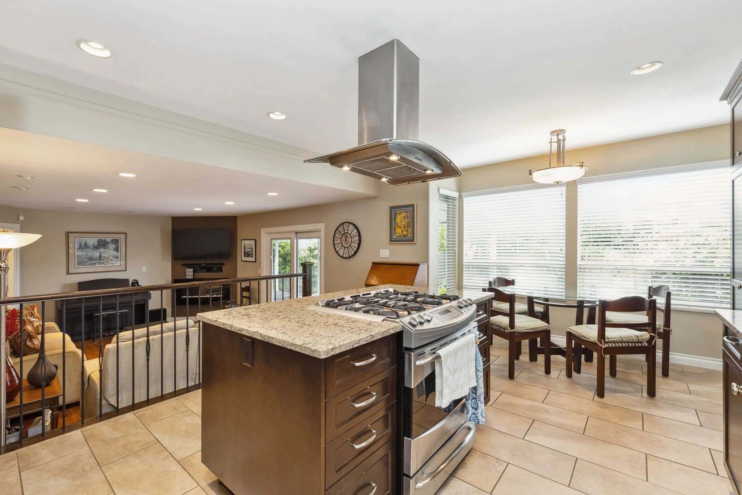 12019 Chestnut Crescent