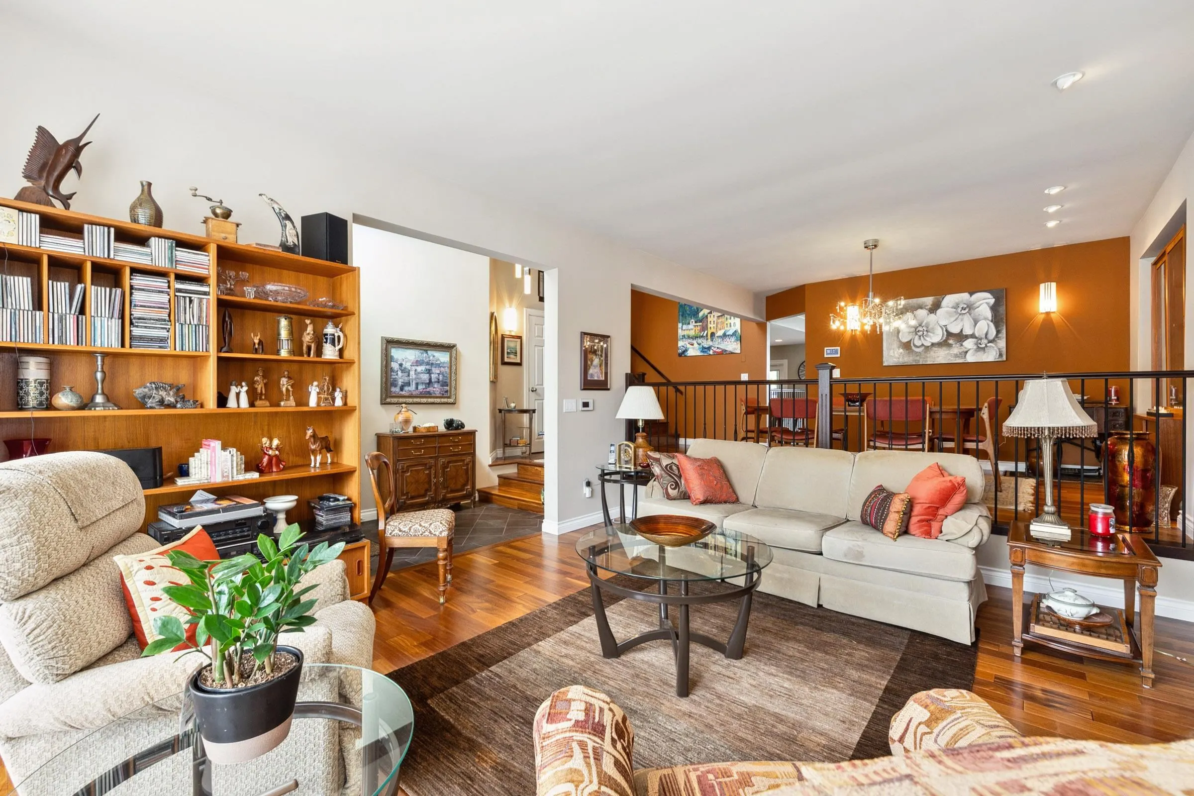 12019 Chestnut Crescent