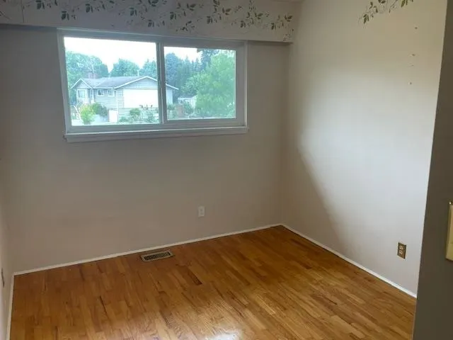 10977 Jay Crescent