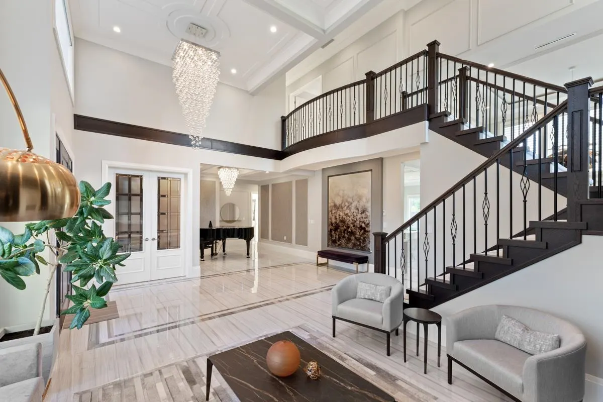 6340 Bellflower Drive