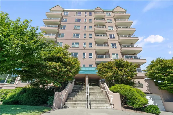 503 45745 Princess Avenue