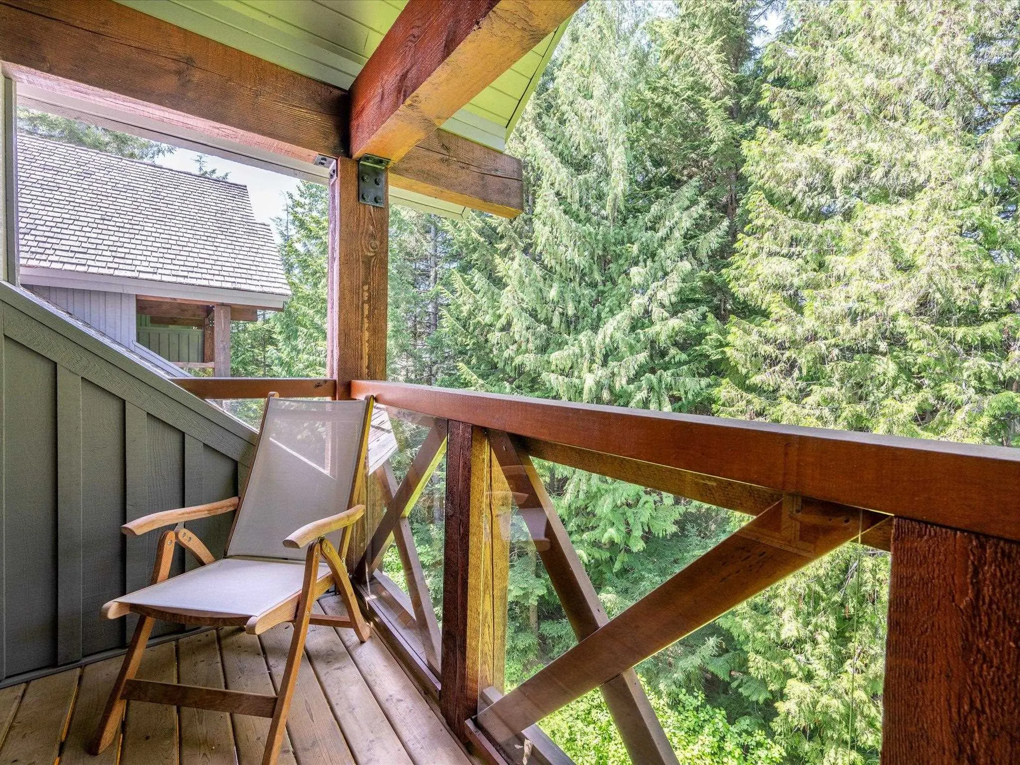 3 4668 Blackcomb Way