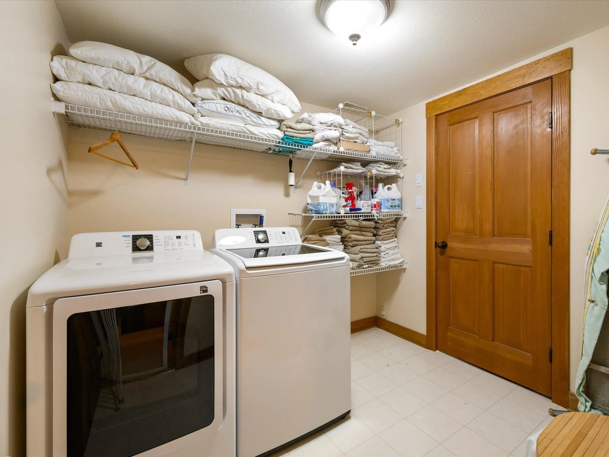3 4668 Blackcomb Way