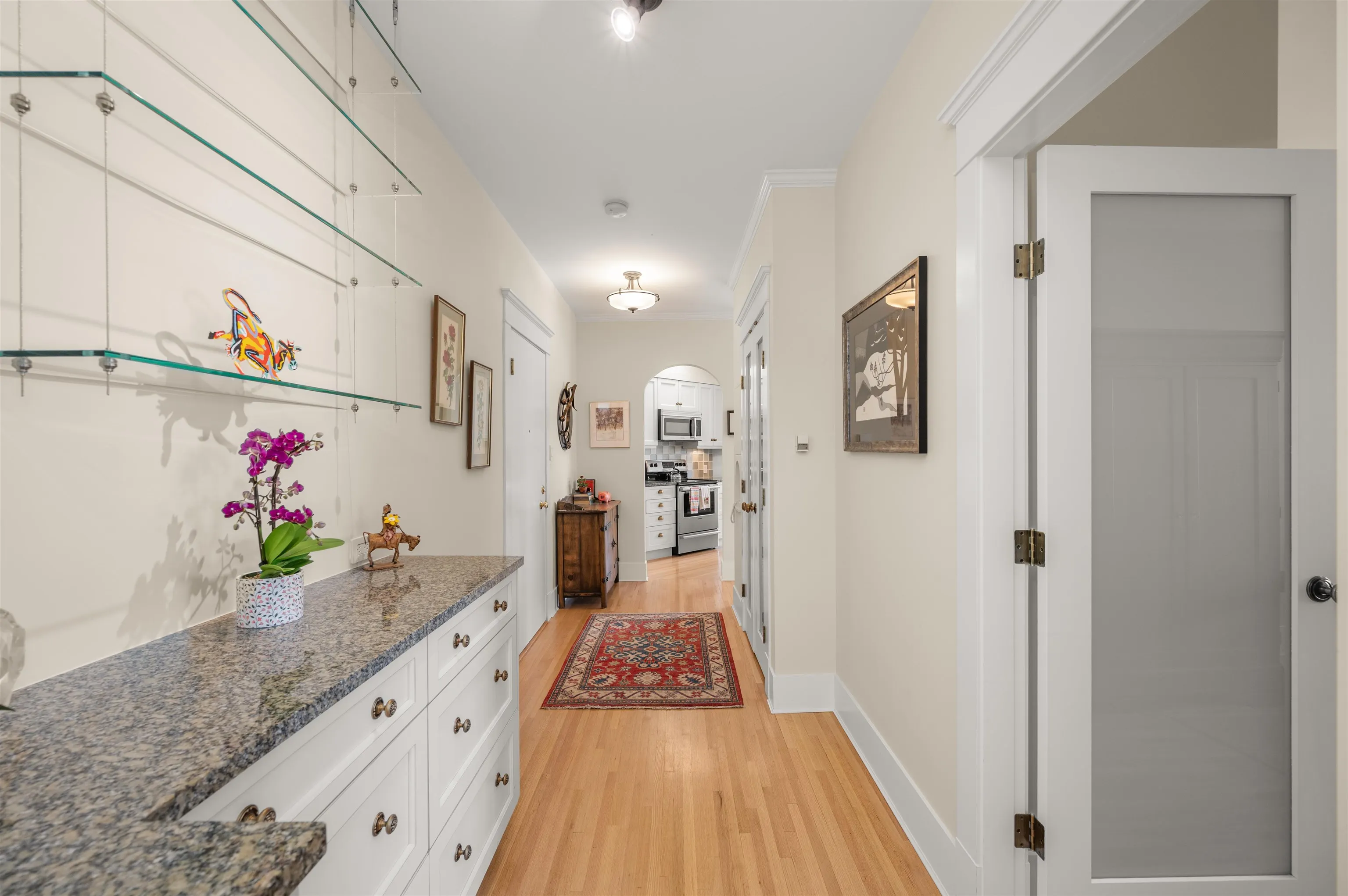 307 2890 Point Grey Road