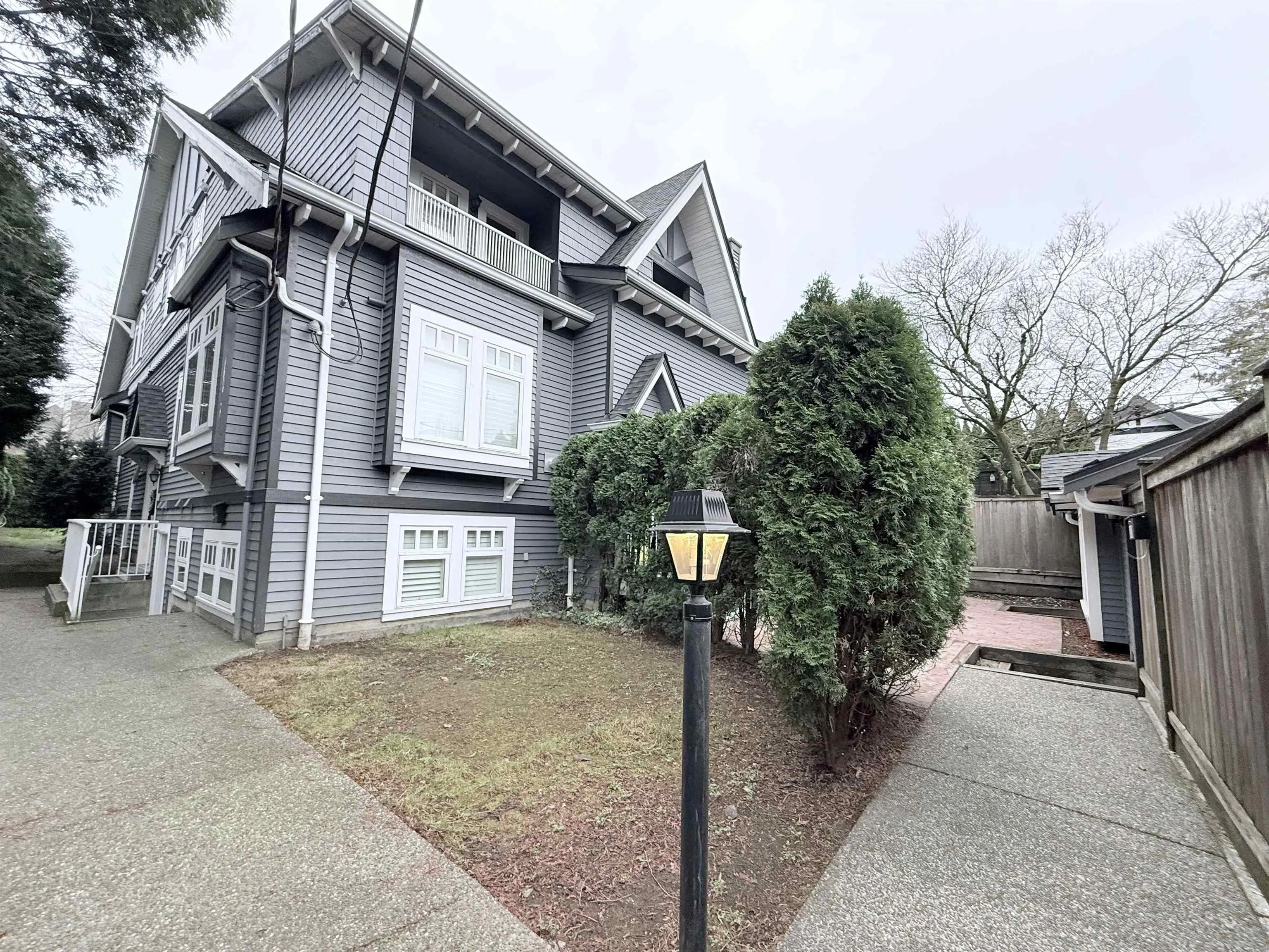 3083 Burrard Street