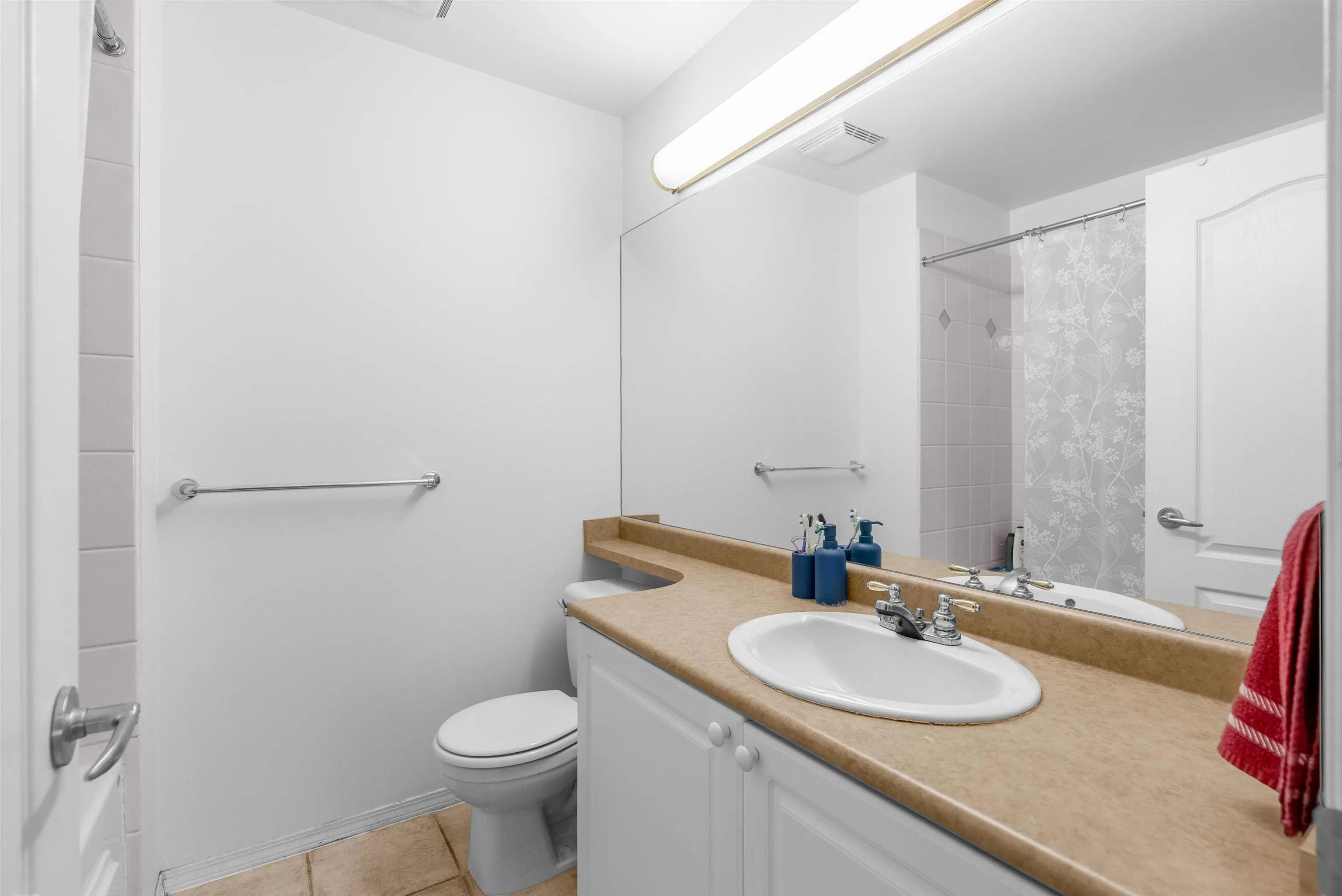 201 15220 Guildford Drive