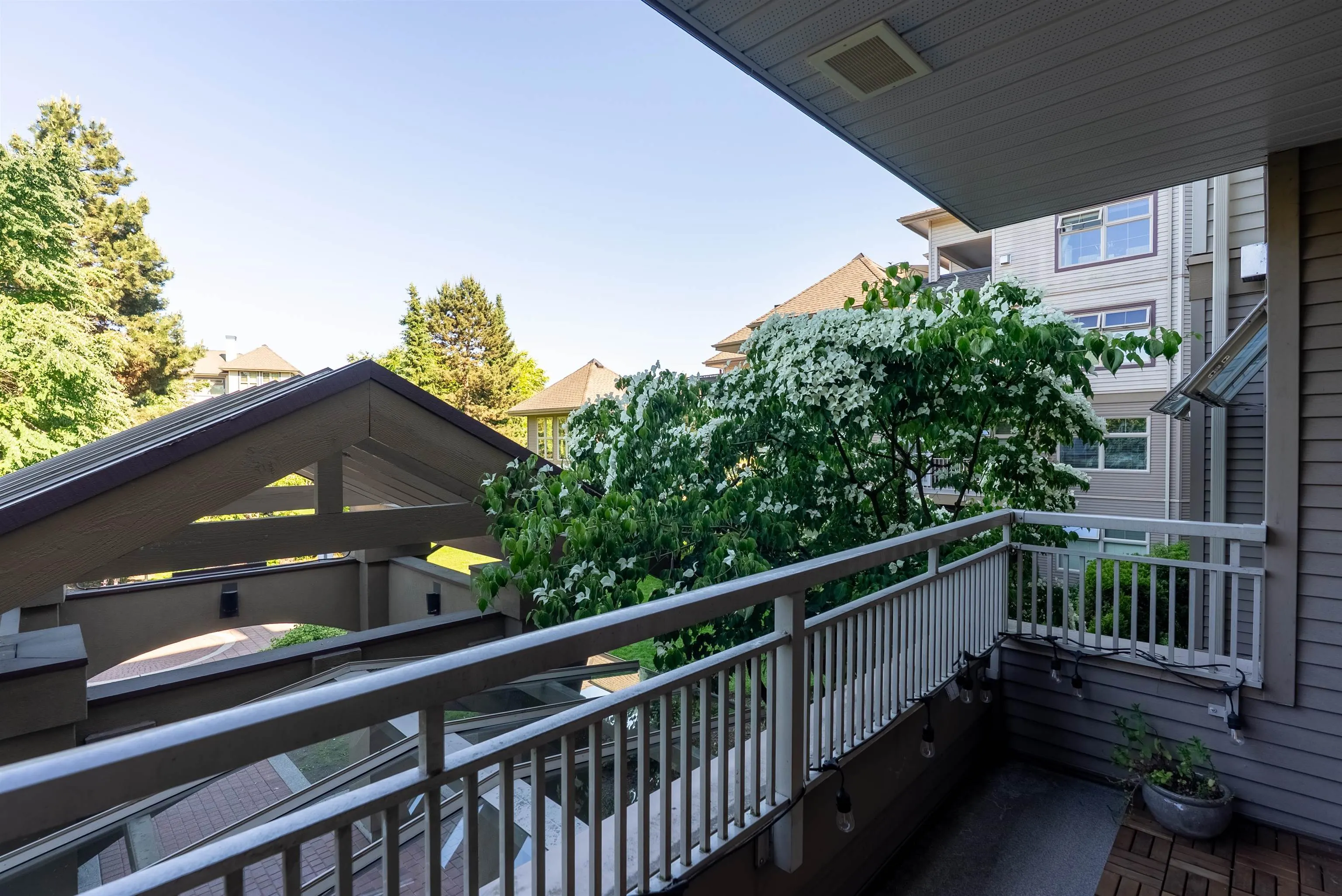 201 15220 Guildford Drive