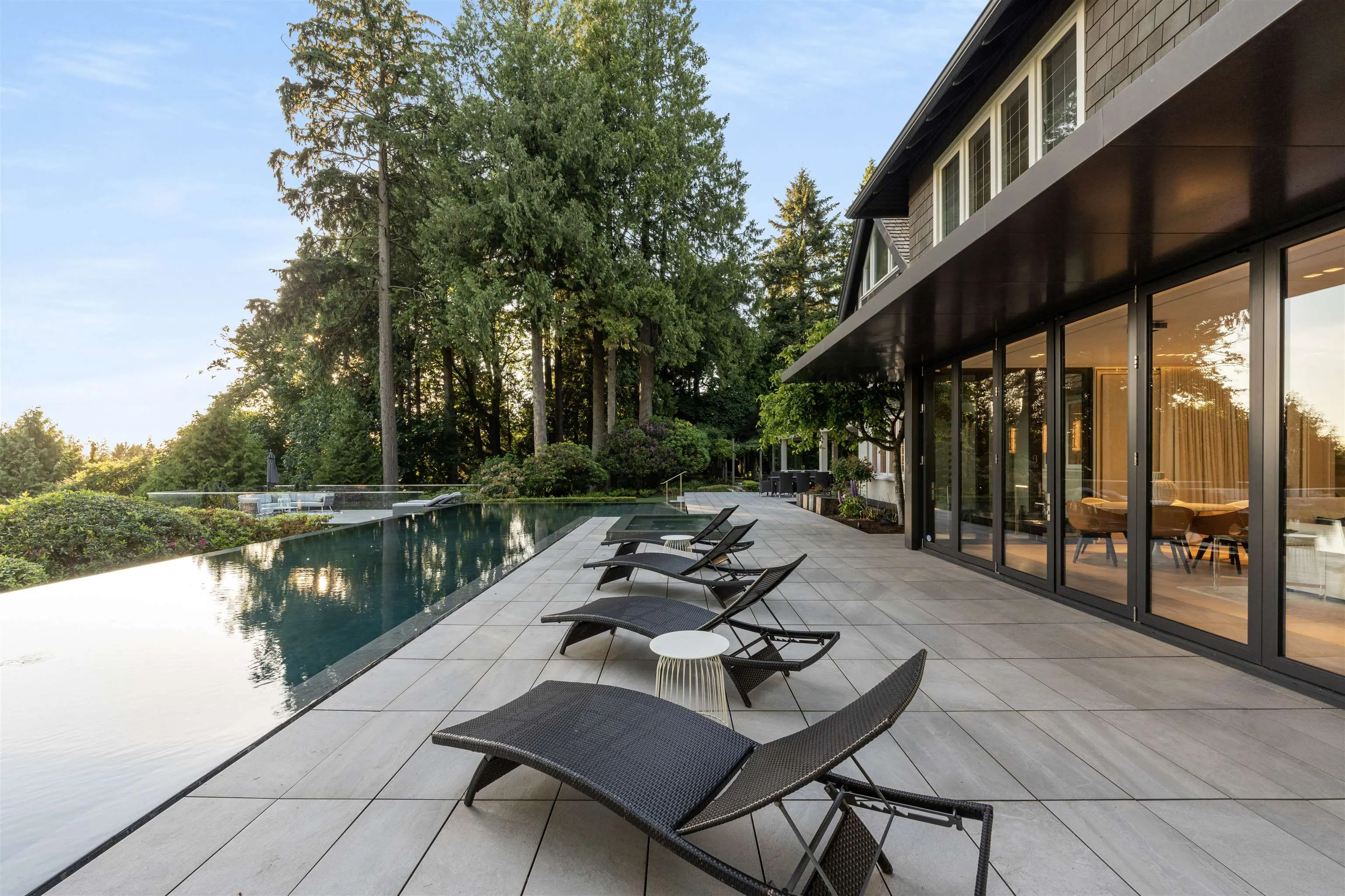 2106 SW Marine Drive