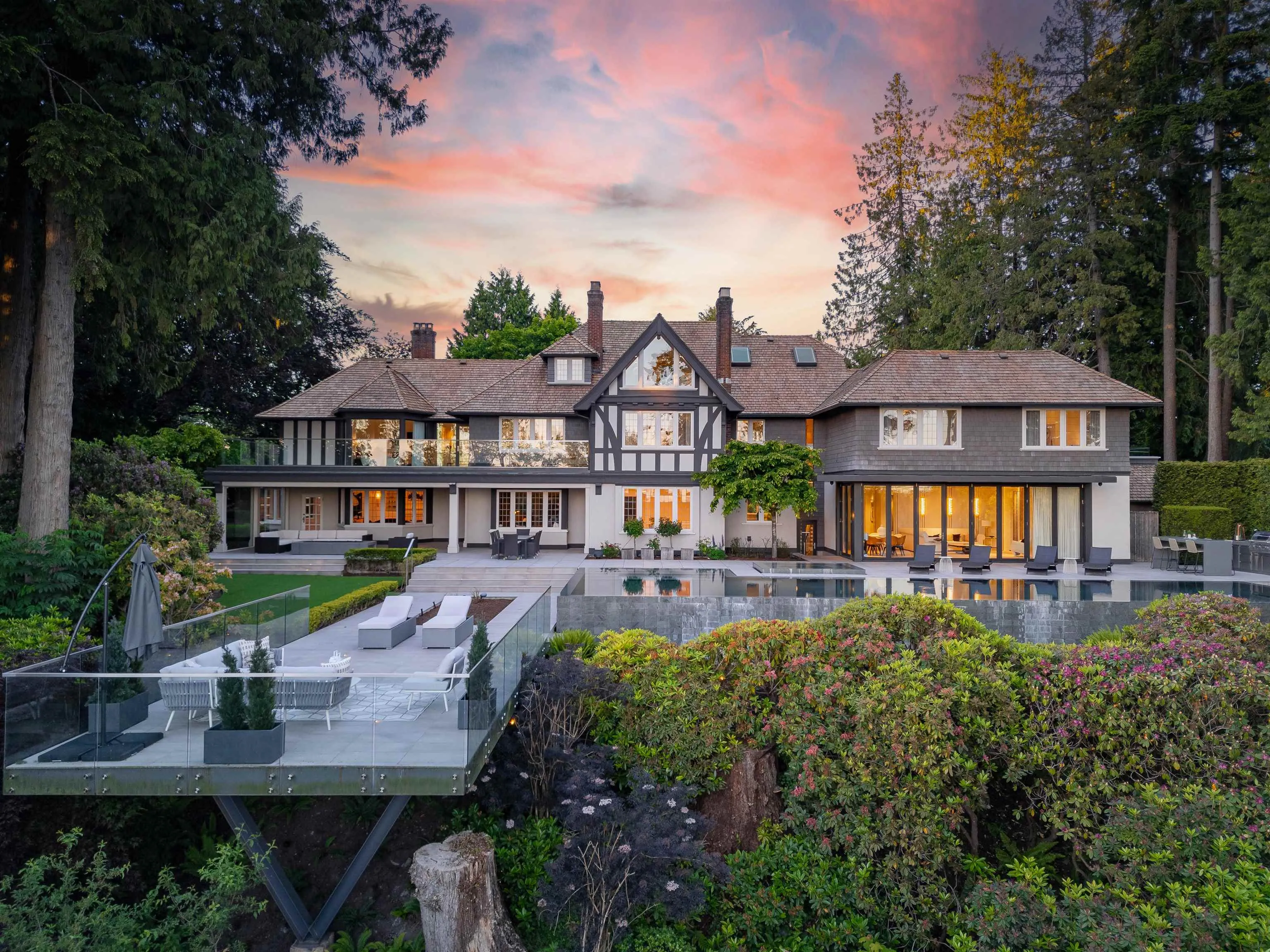 2106 SW Marine Drive