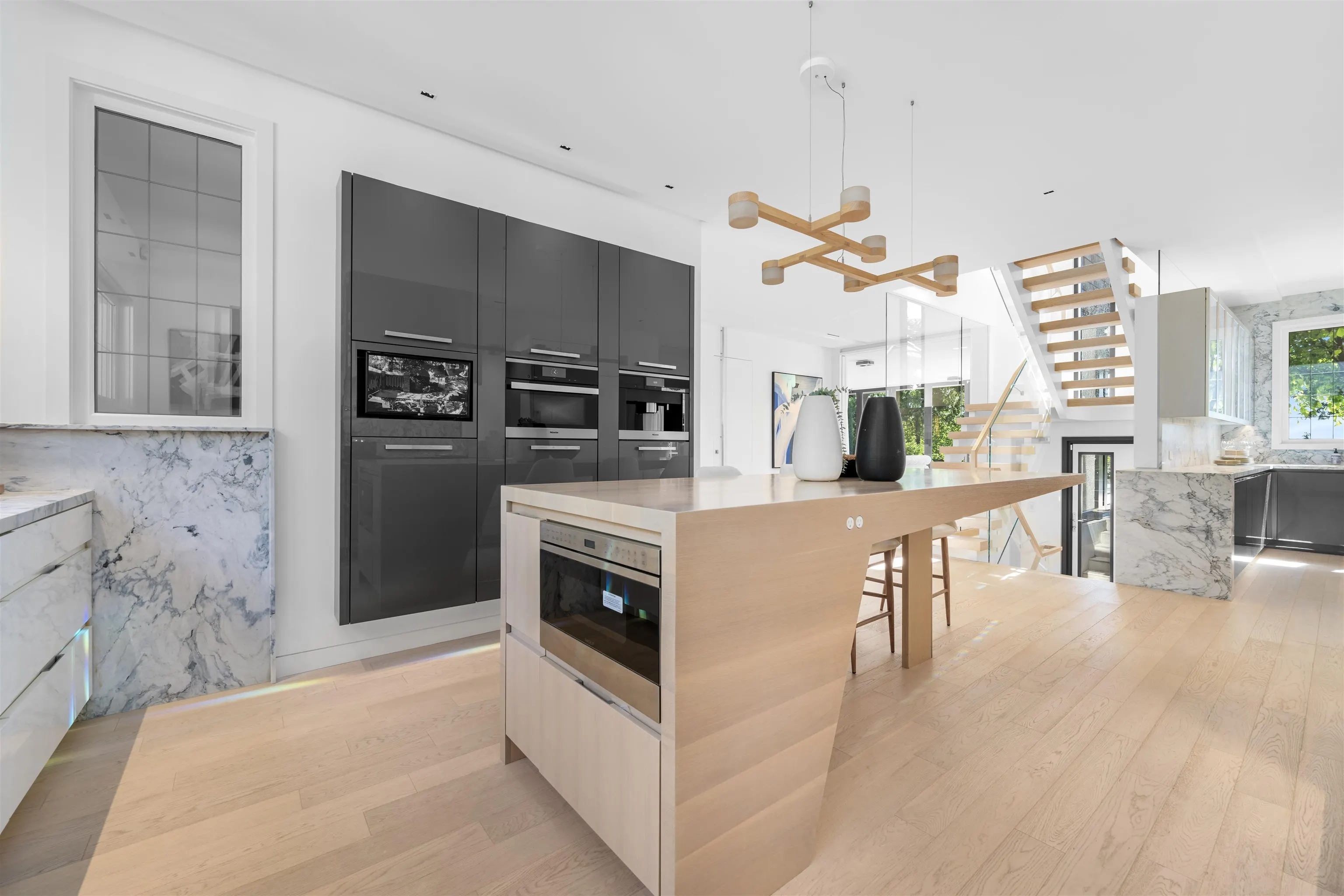 2106 SW Marine Drive