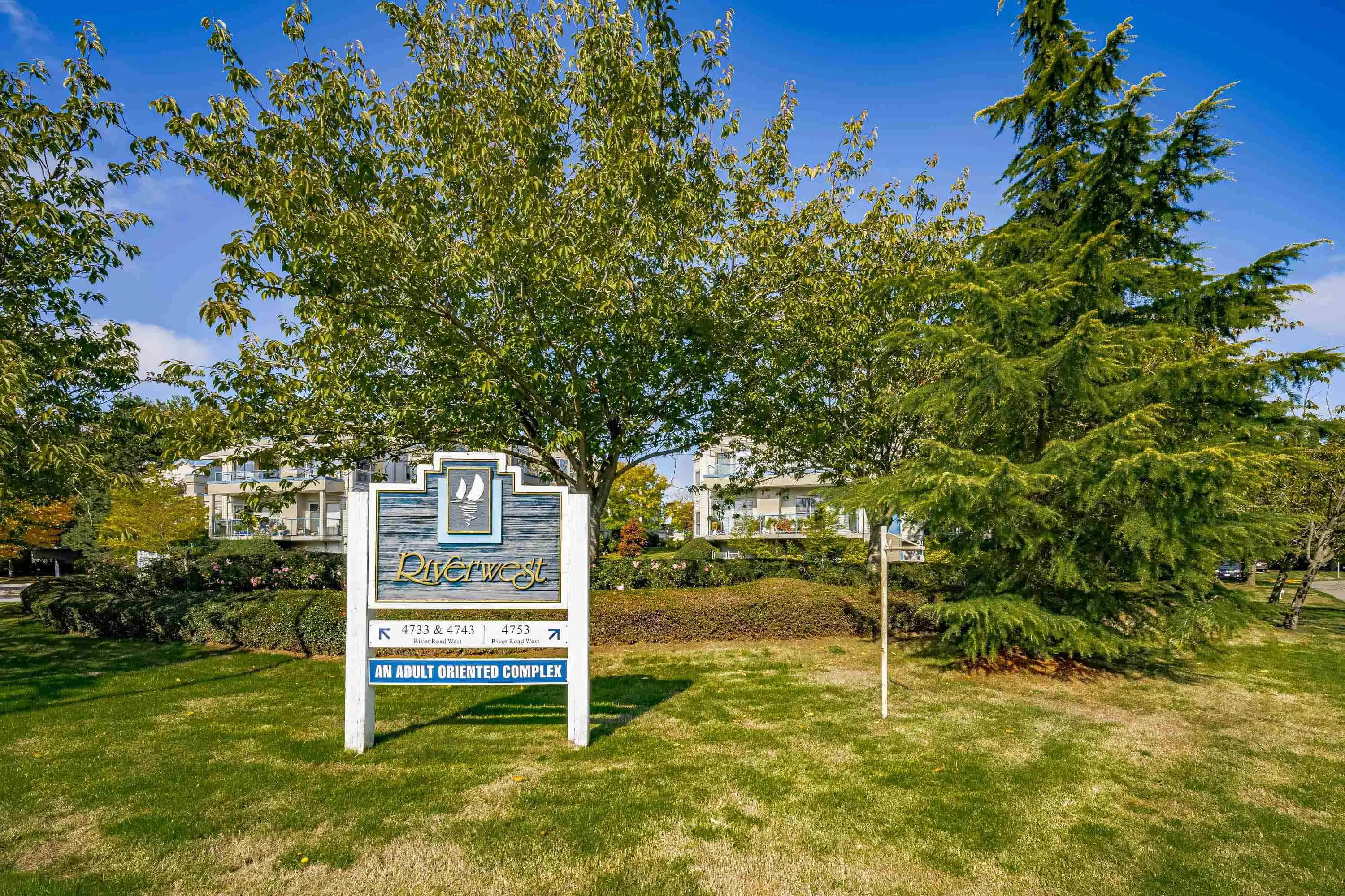 309 4753 River Road West