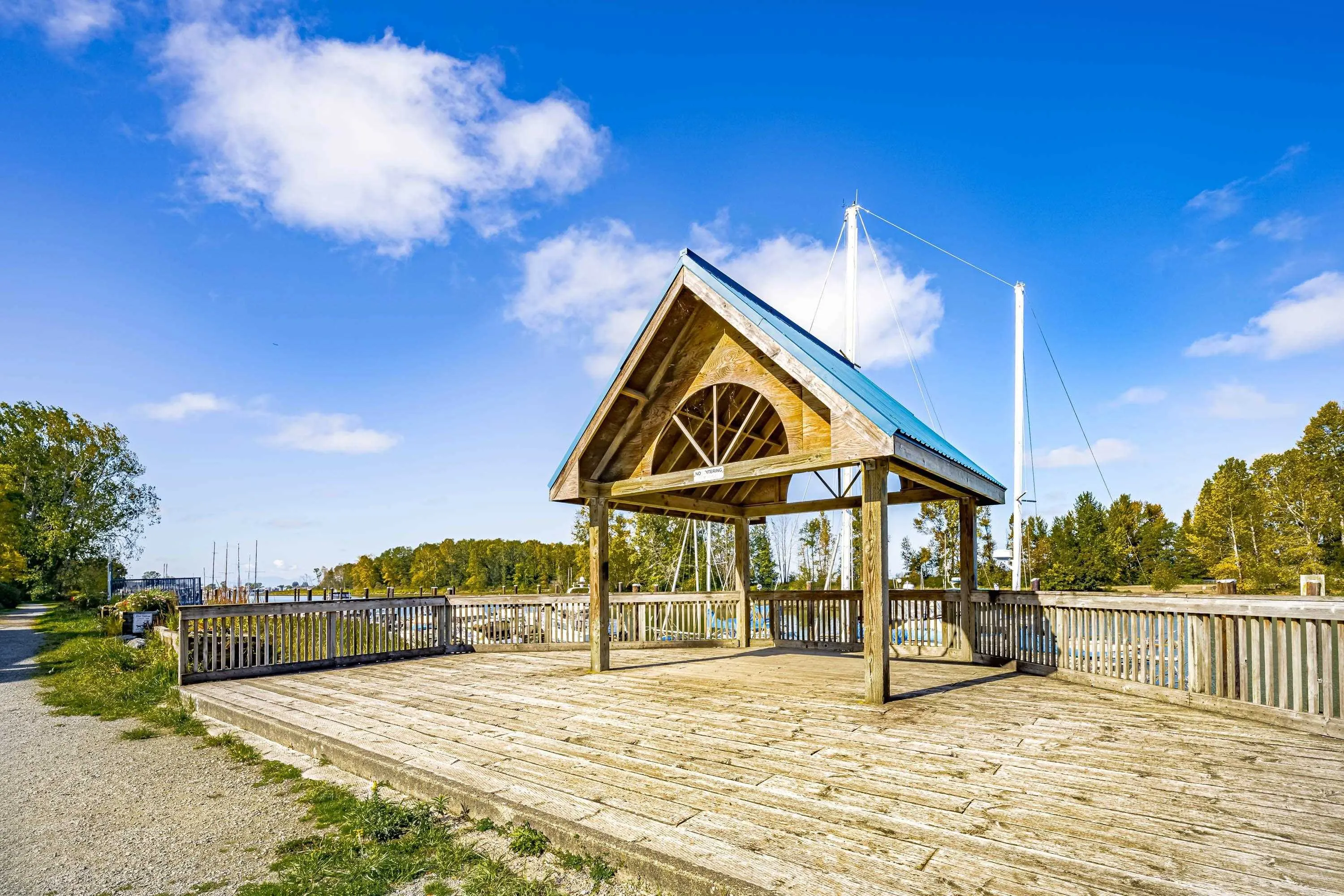 309 4753 River Road West