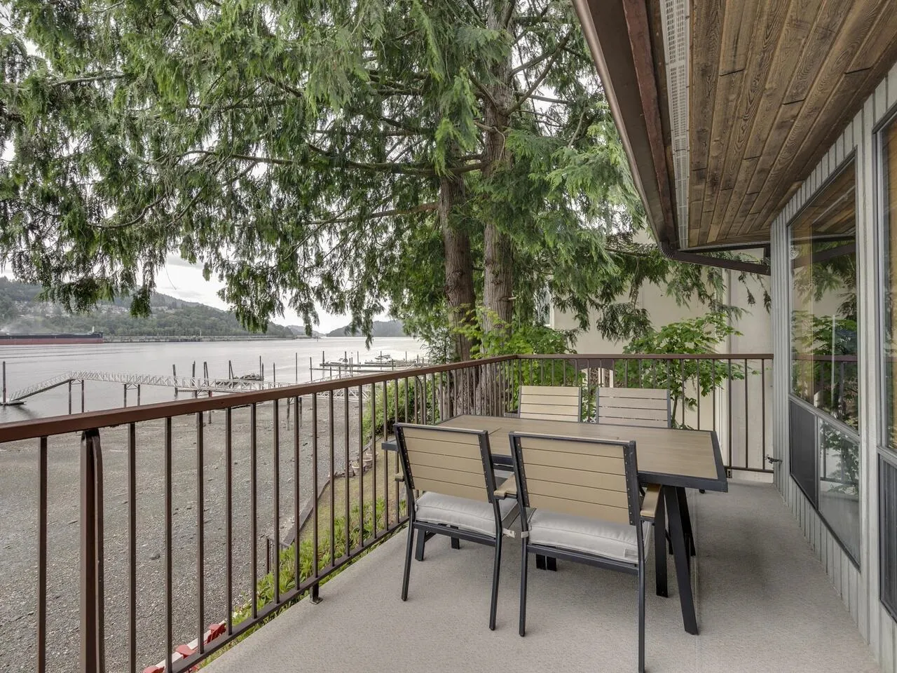 844 Alderside Road