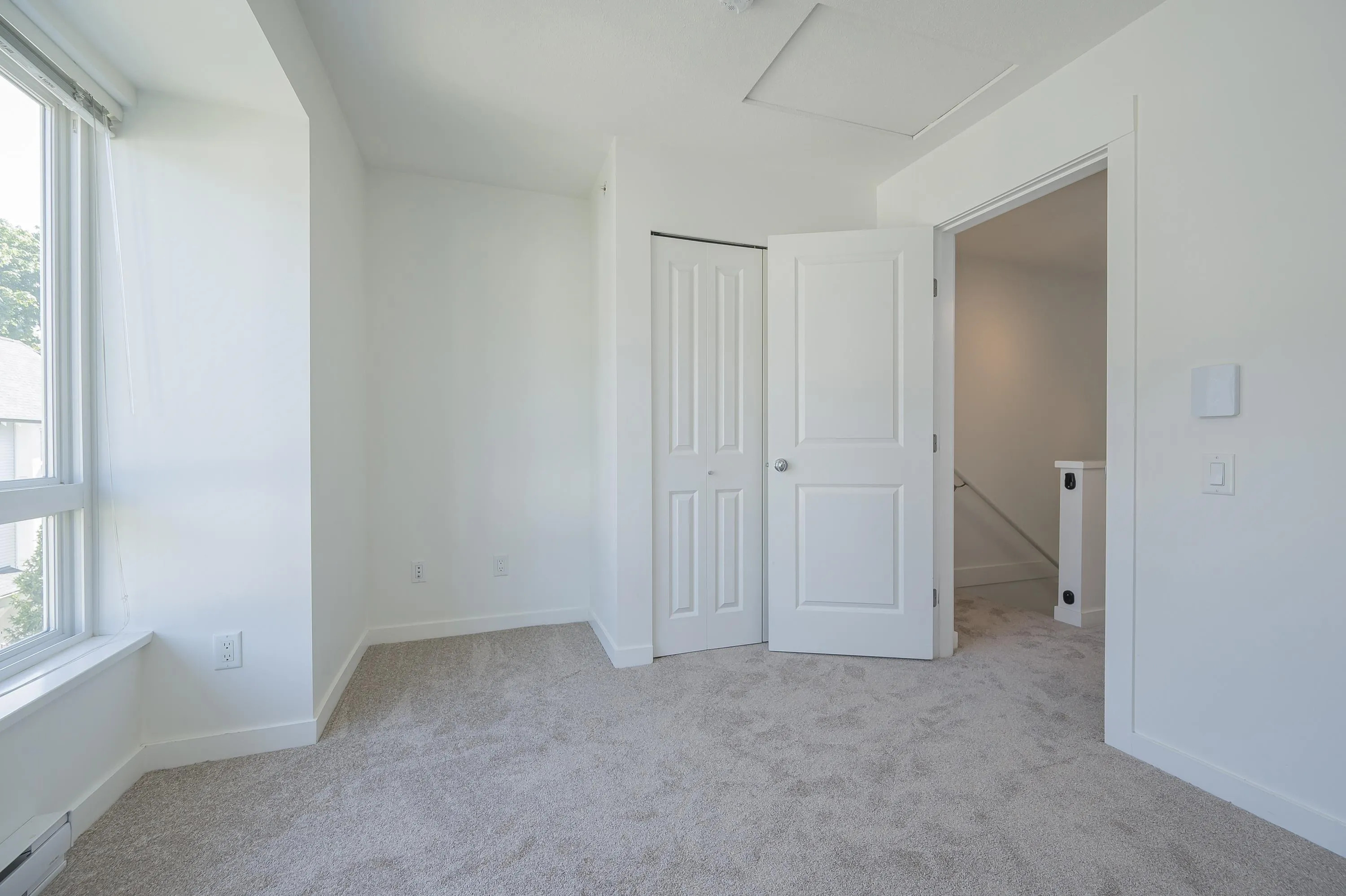 58 8476 207a Street