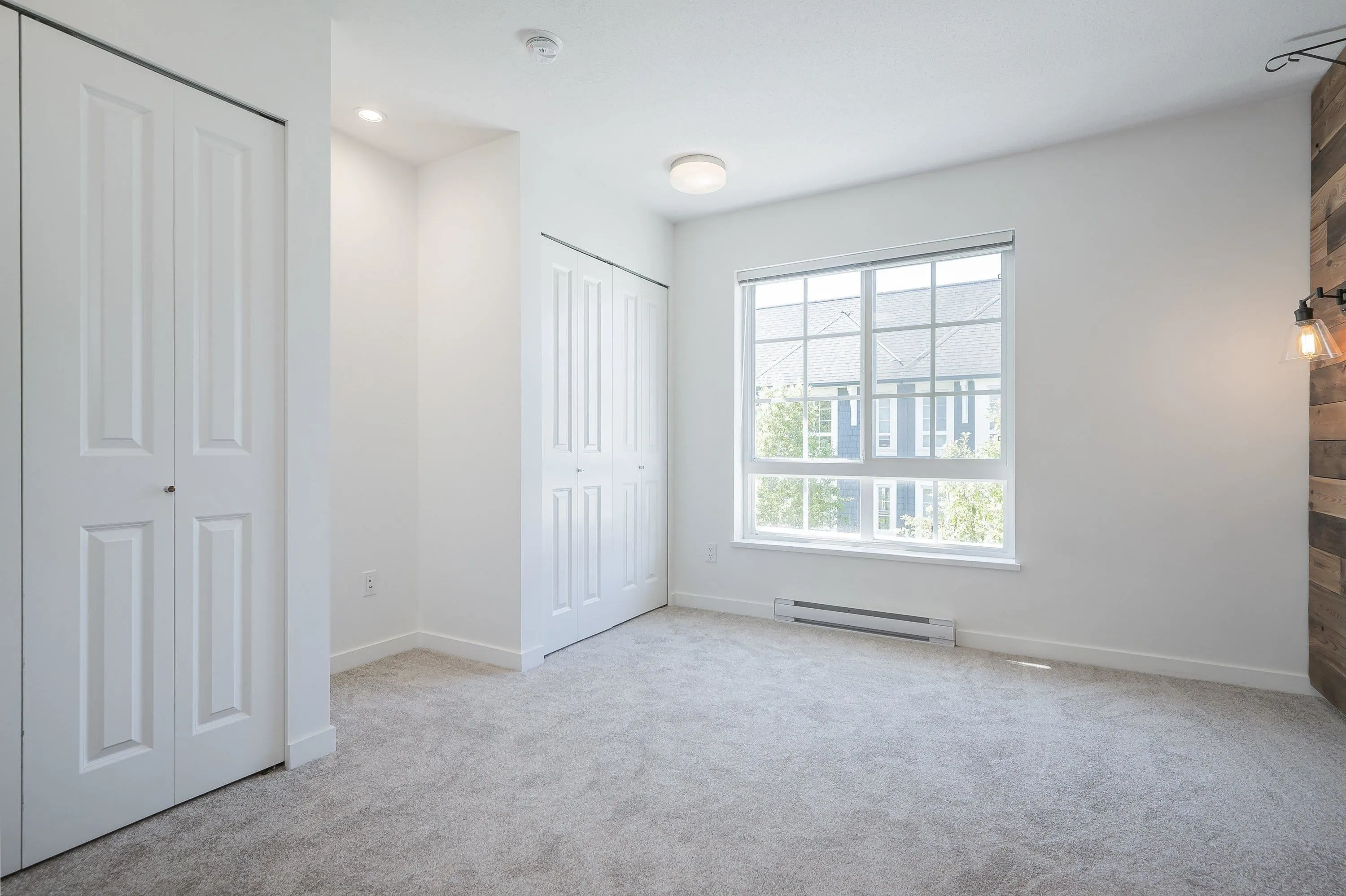 58 8476 207a Street