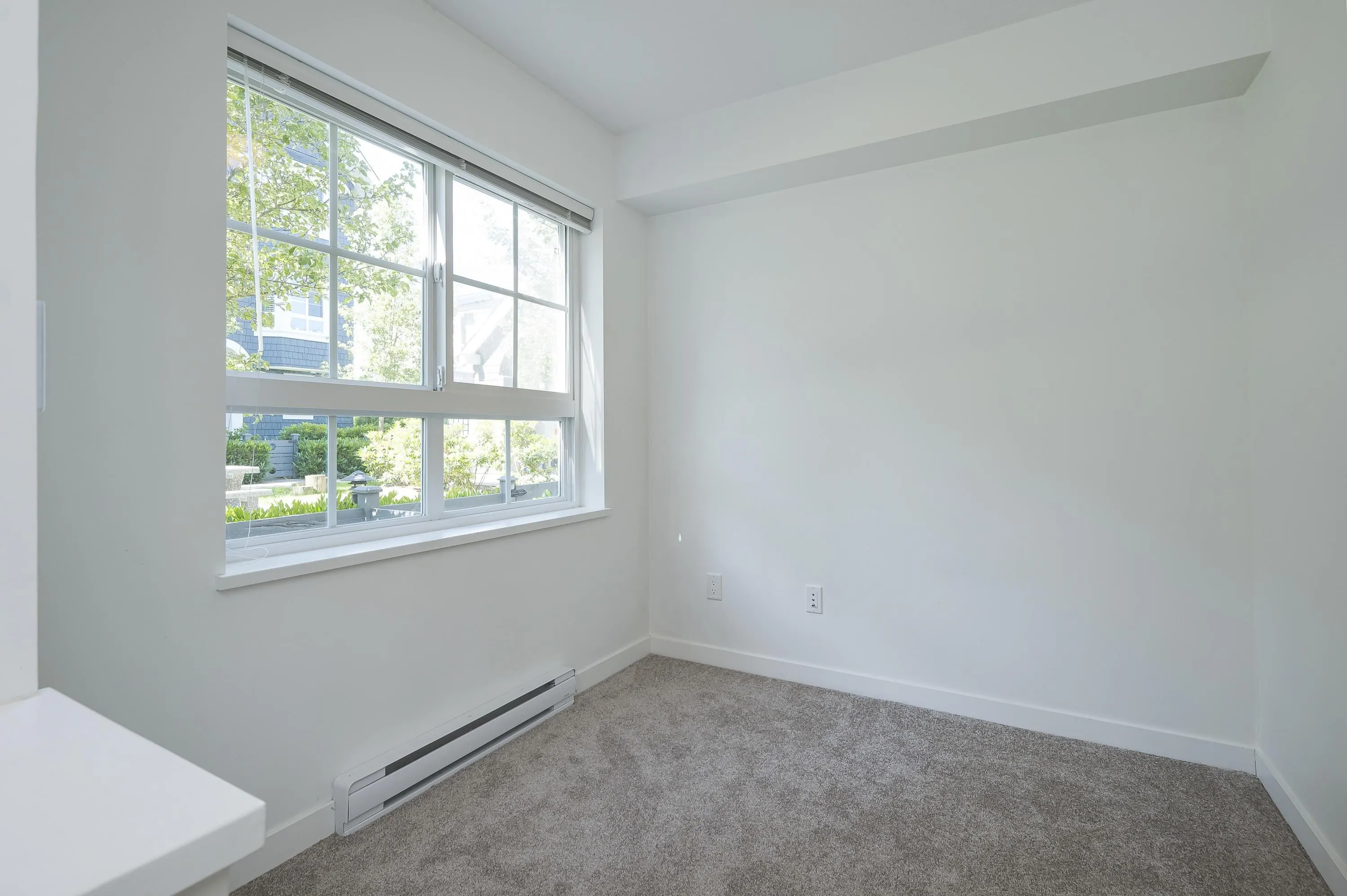 58 8476 207a Street