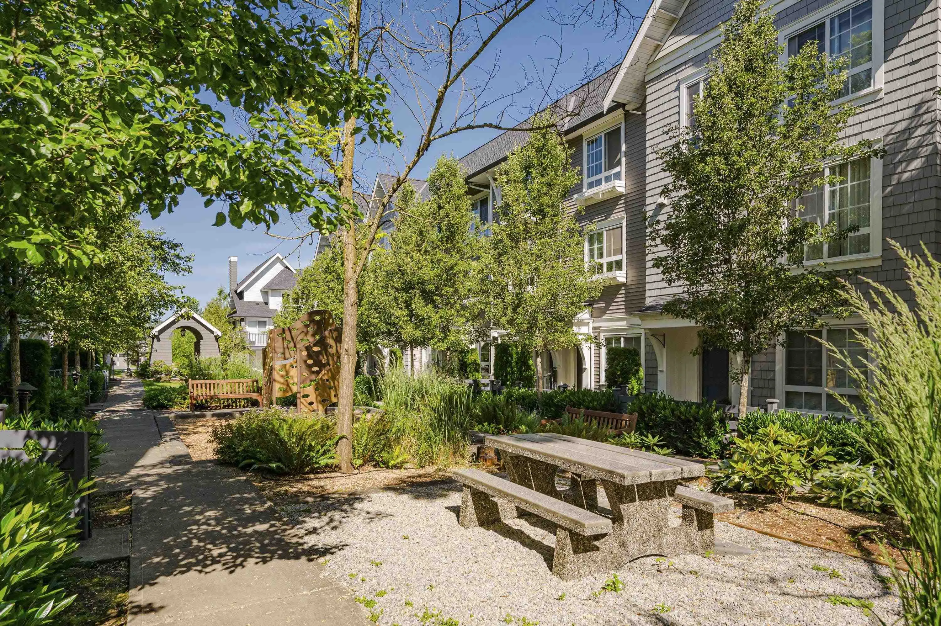 58 8476 207a Street
