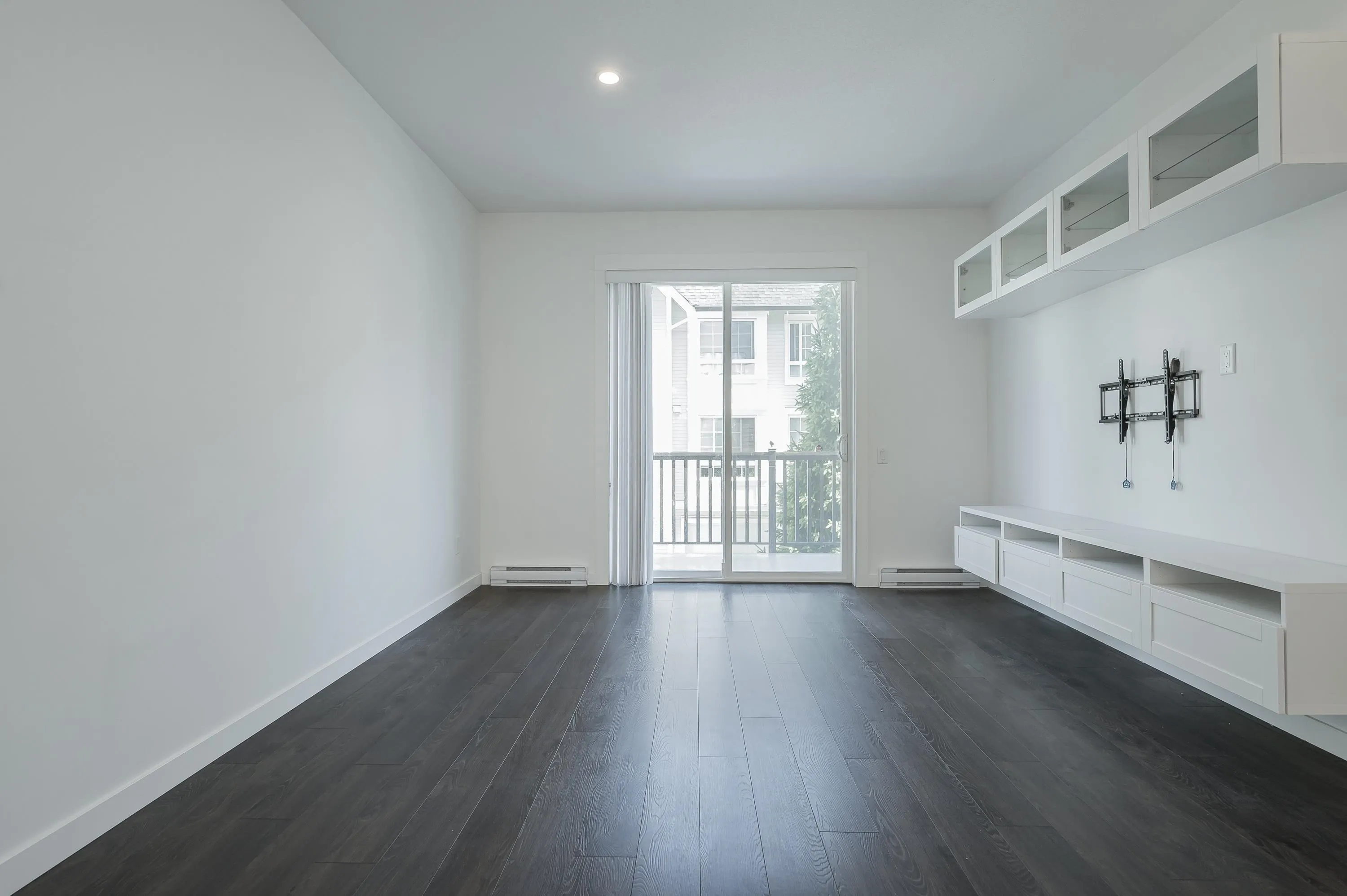 58 8476 207a Street