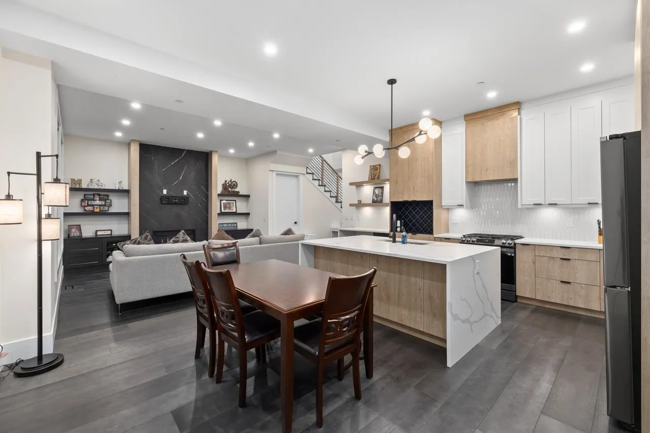 3 4581 Sumas Mountain Road