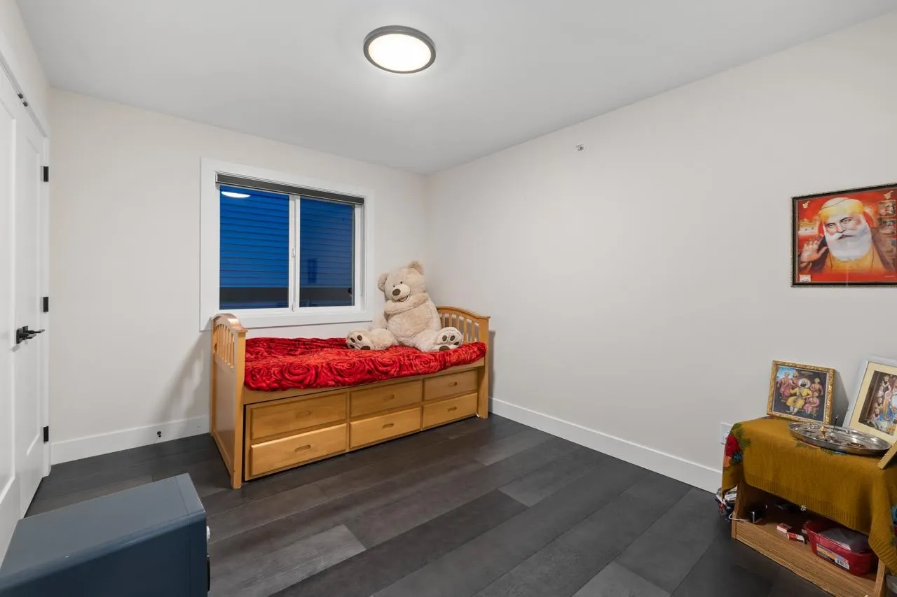 3 4581 Sumas Mountain Road
