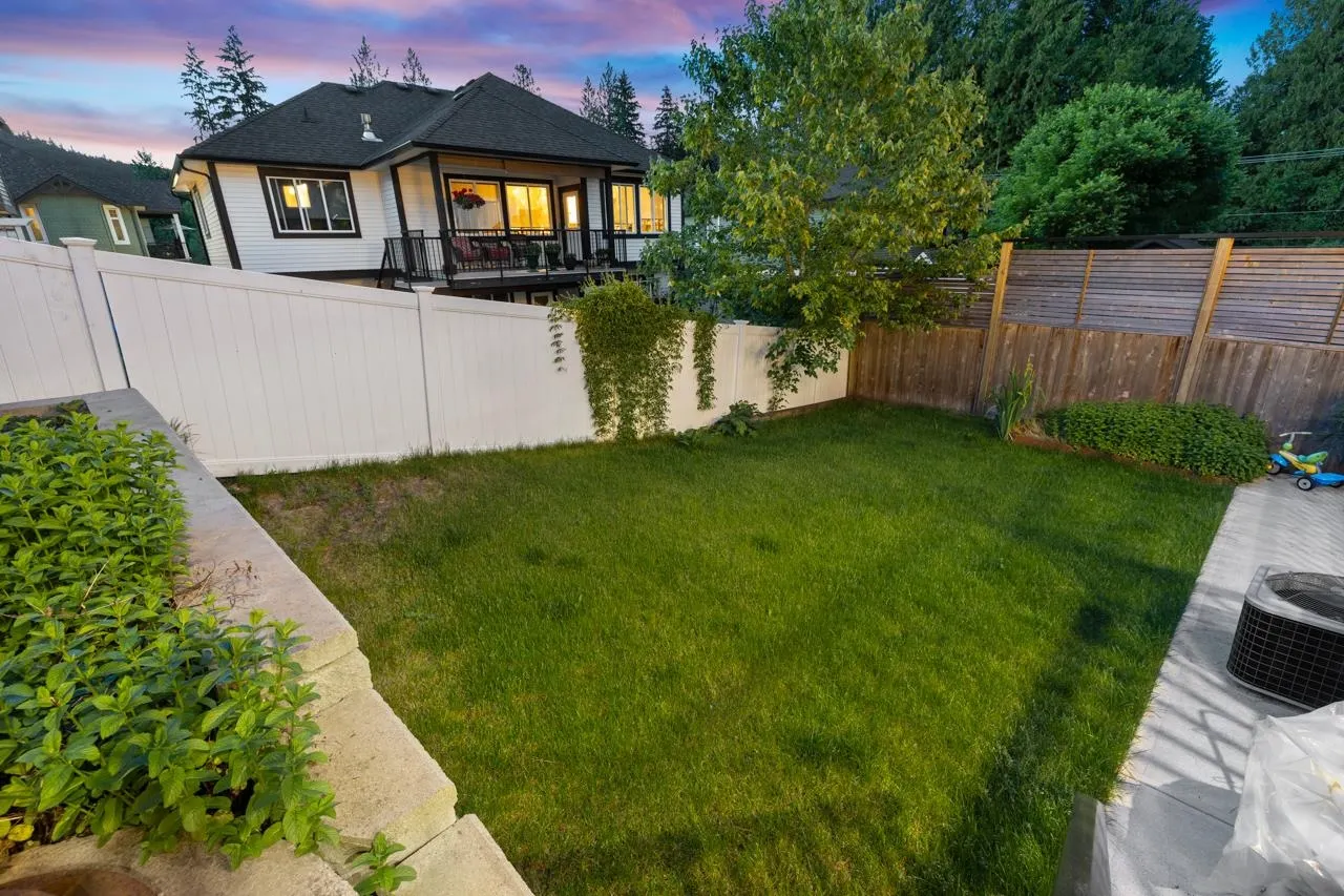 3 4581 Sumas Mountain Road