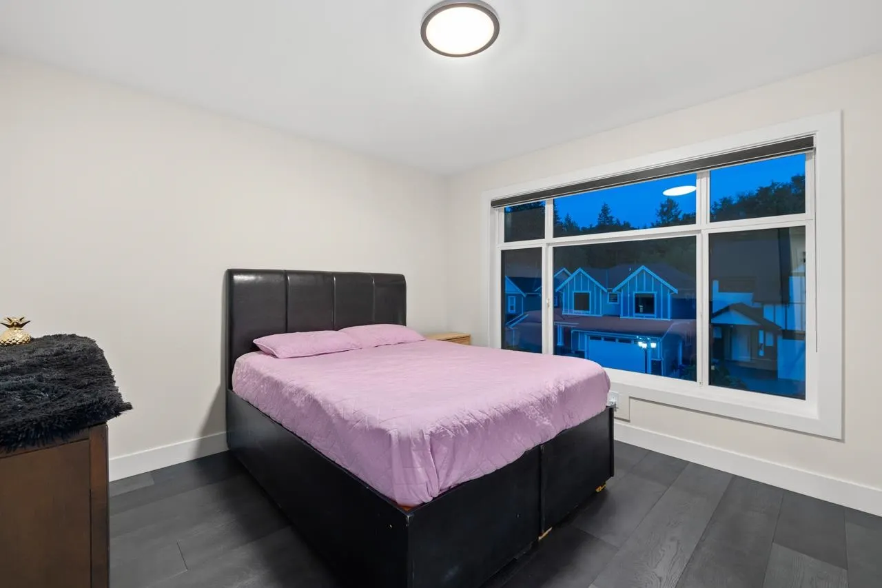 3 4581 Sumas Mountain Road