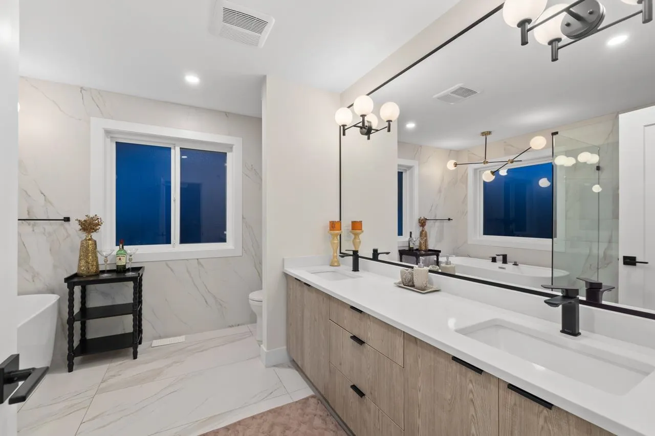 3 4581 Sumas Mountain Road