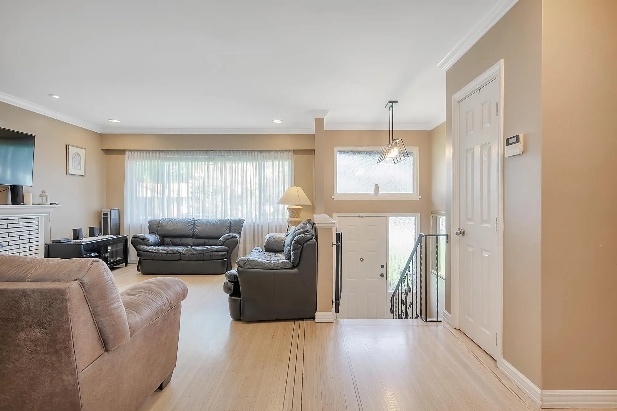 325 Seaview Drive