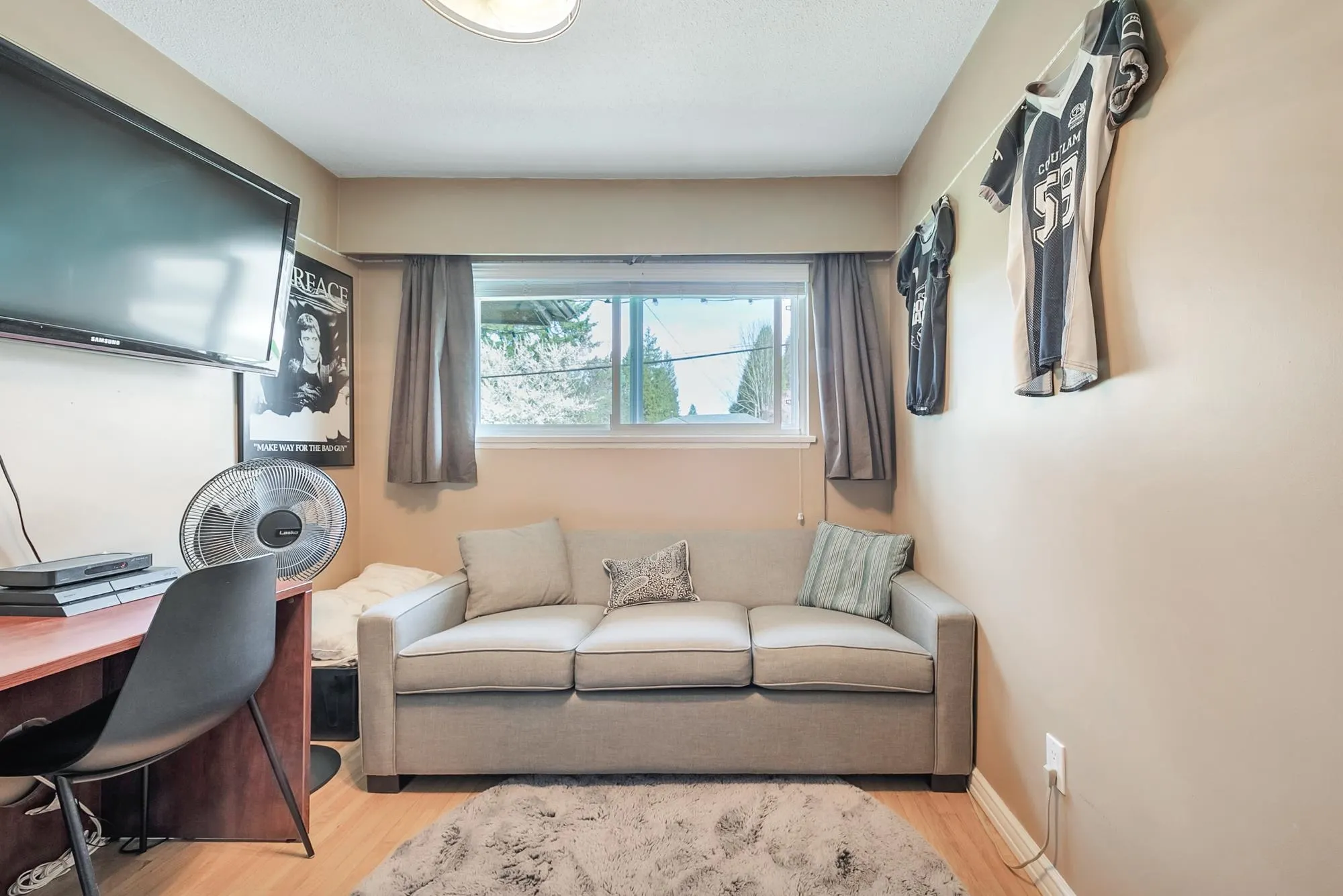 325 Seaview Drive