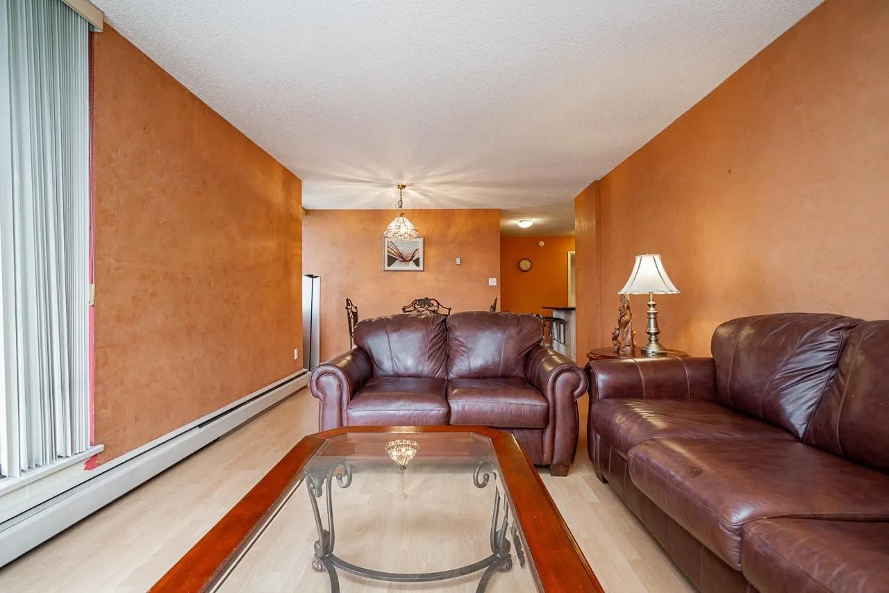 406 3755 Bartlett Court