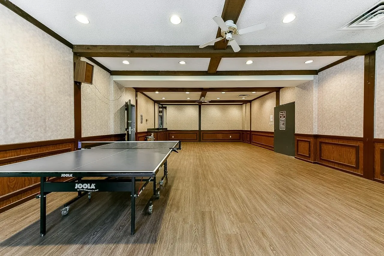 406 3755 Bartlett Court