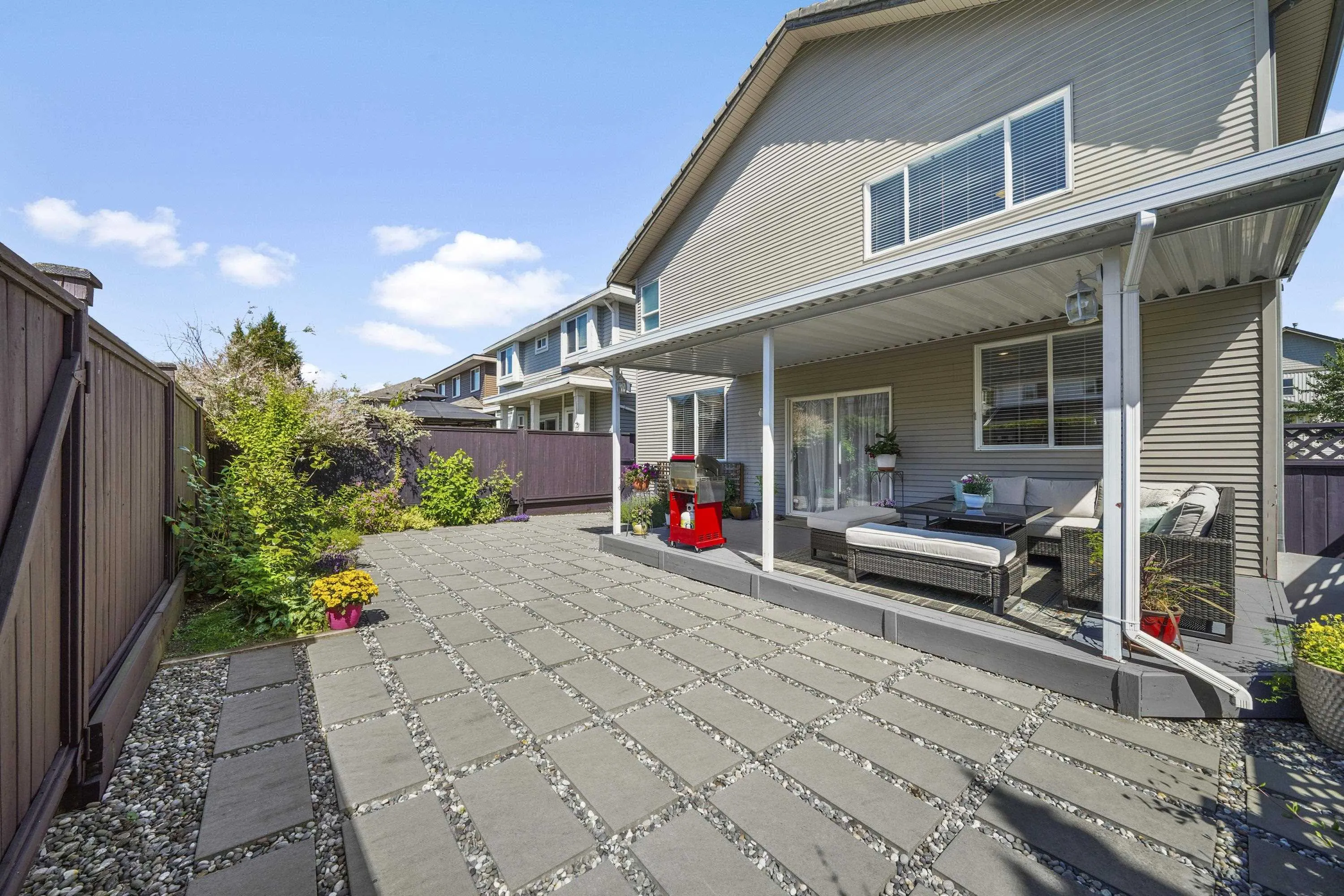 1220 Yangtze Place