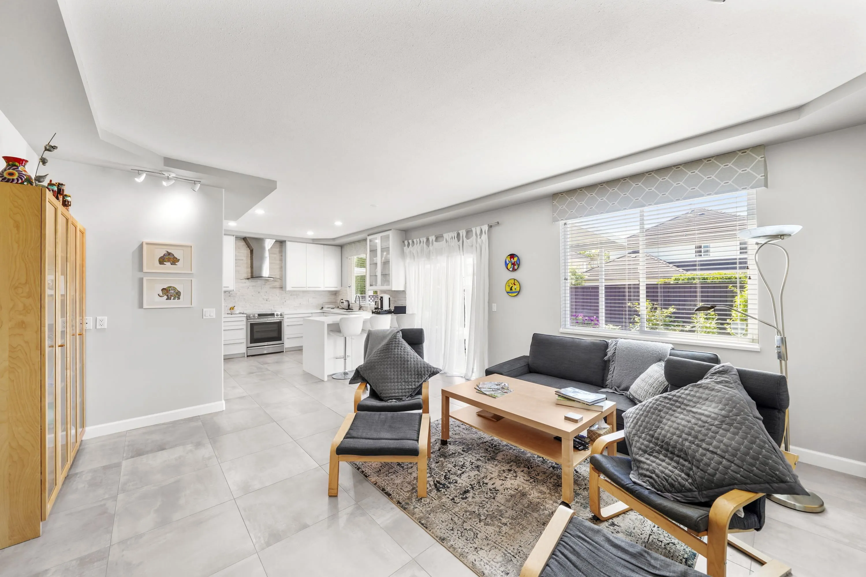 1220 Yangtze Place