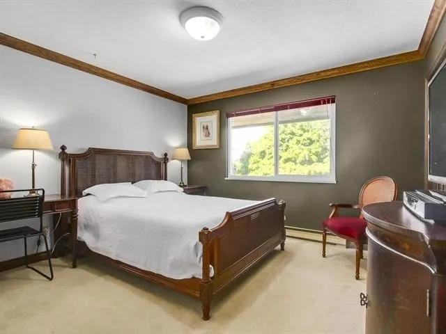 7831 Penny Lane