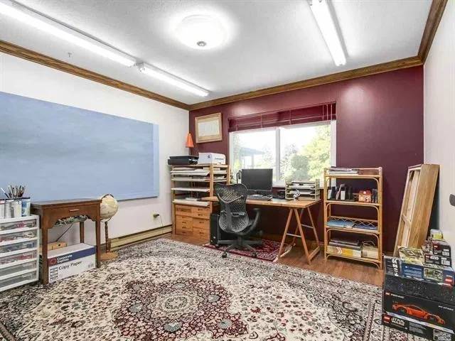7831 Penny Lane