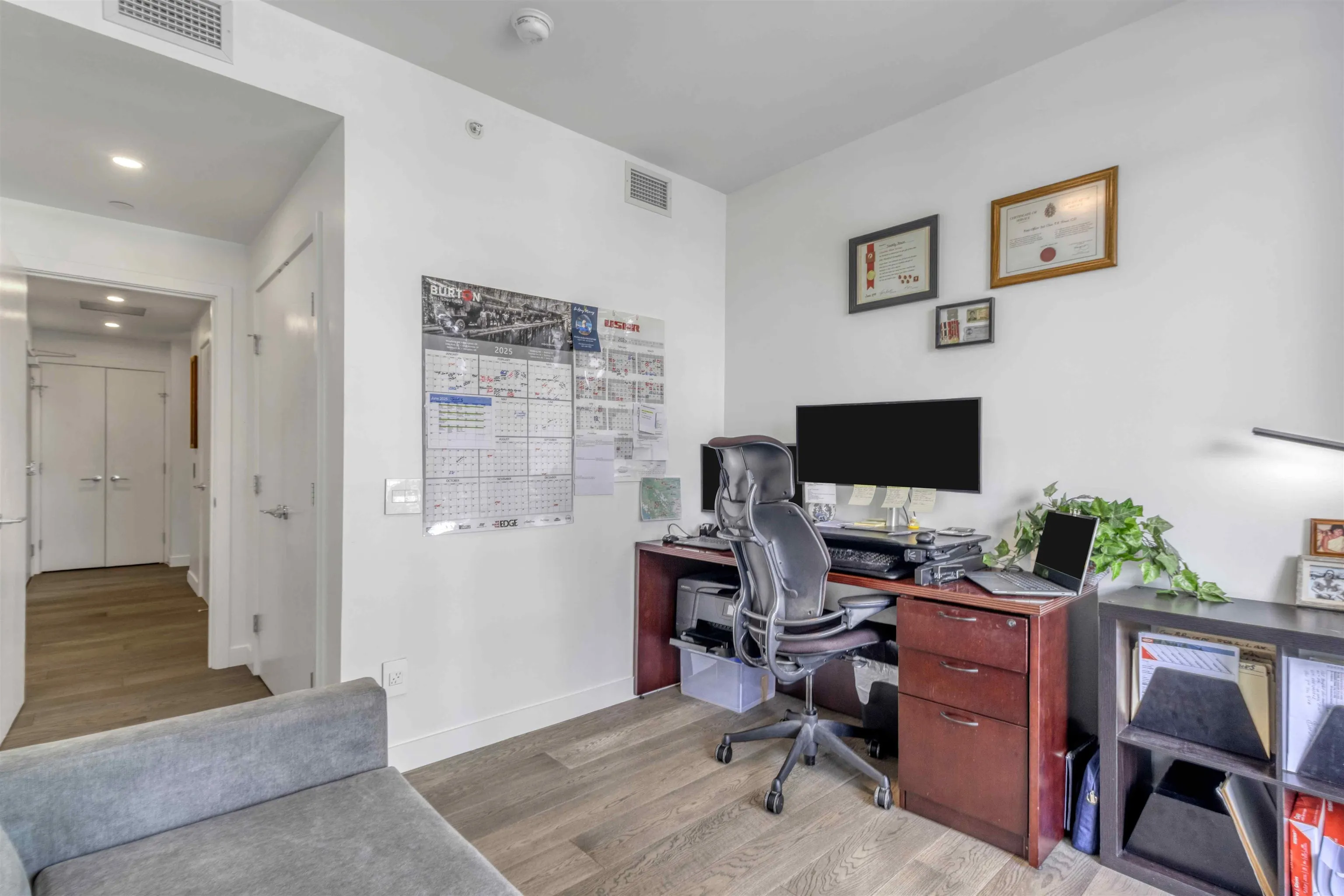 #401 1441 Johnston Rd.