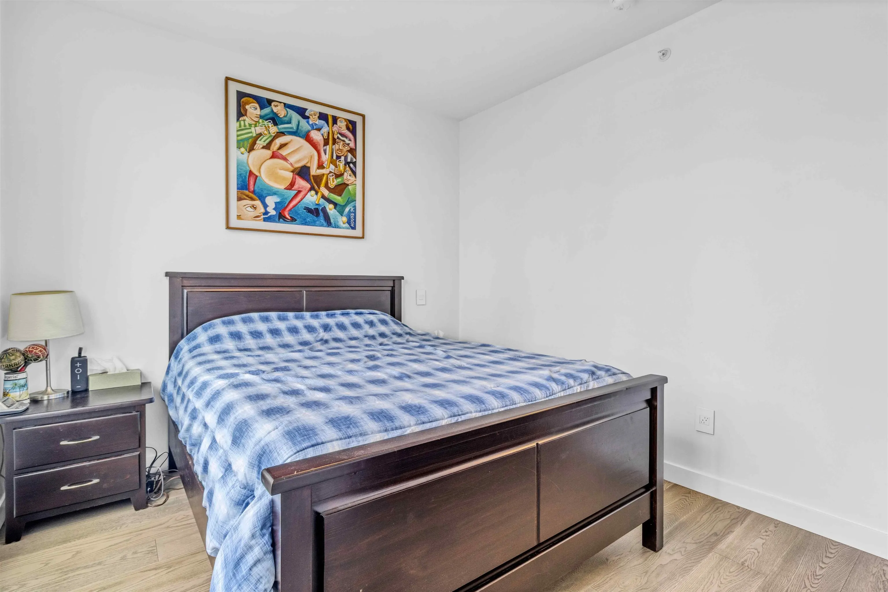 #401 1441 Johnston Rd.