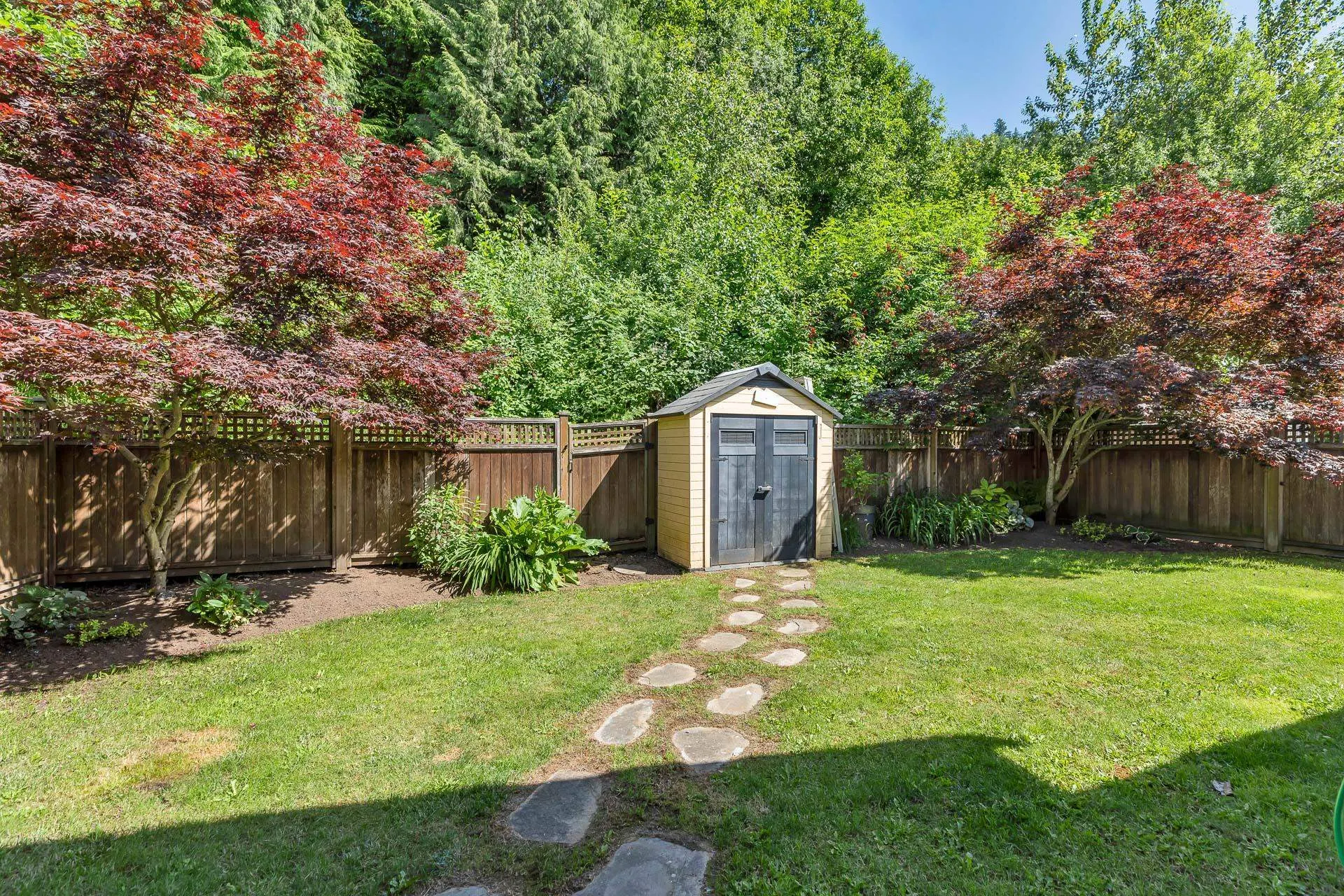 6184 Rexford Drive