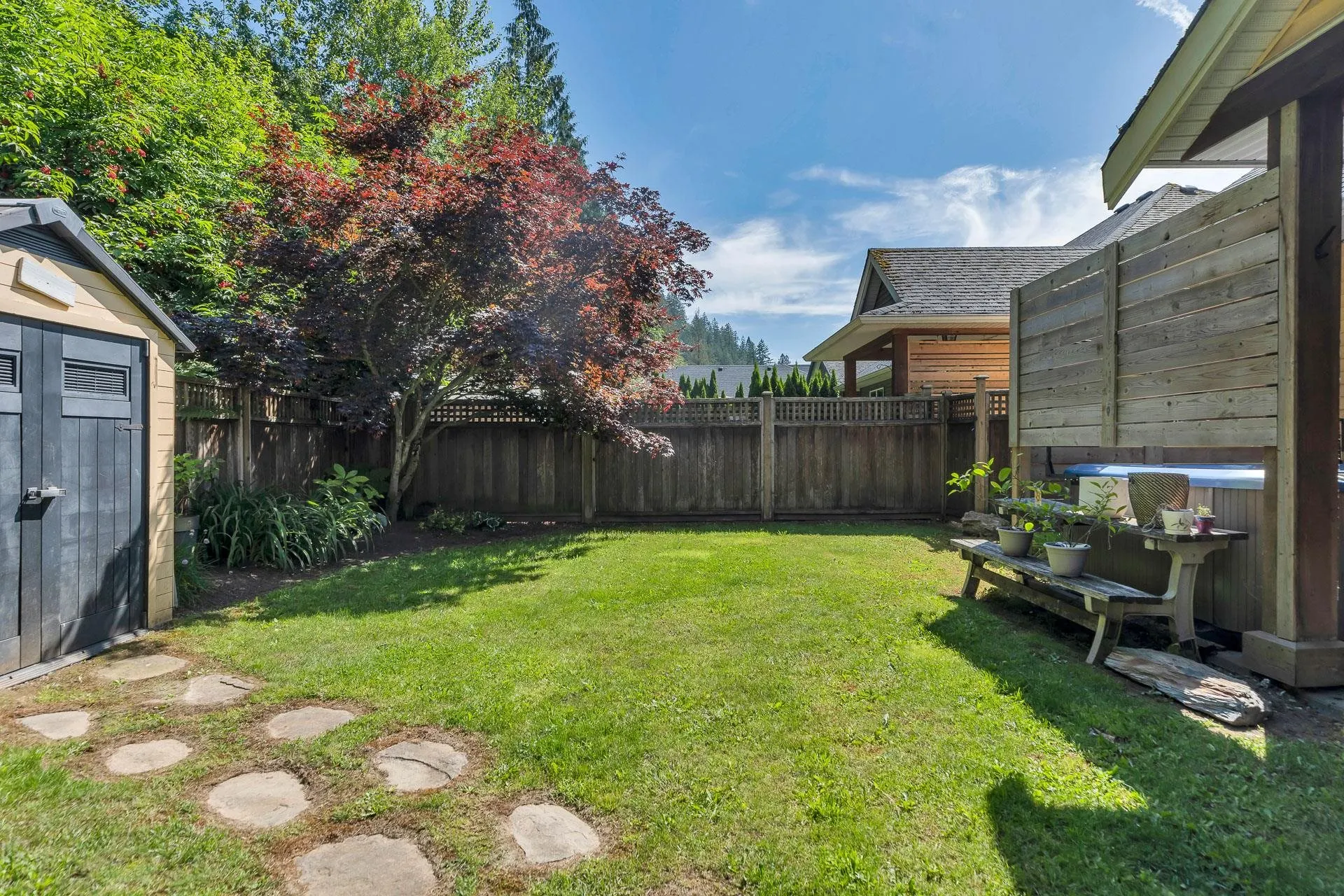 6184 Rexford Drive
