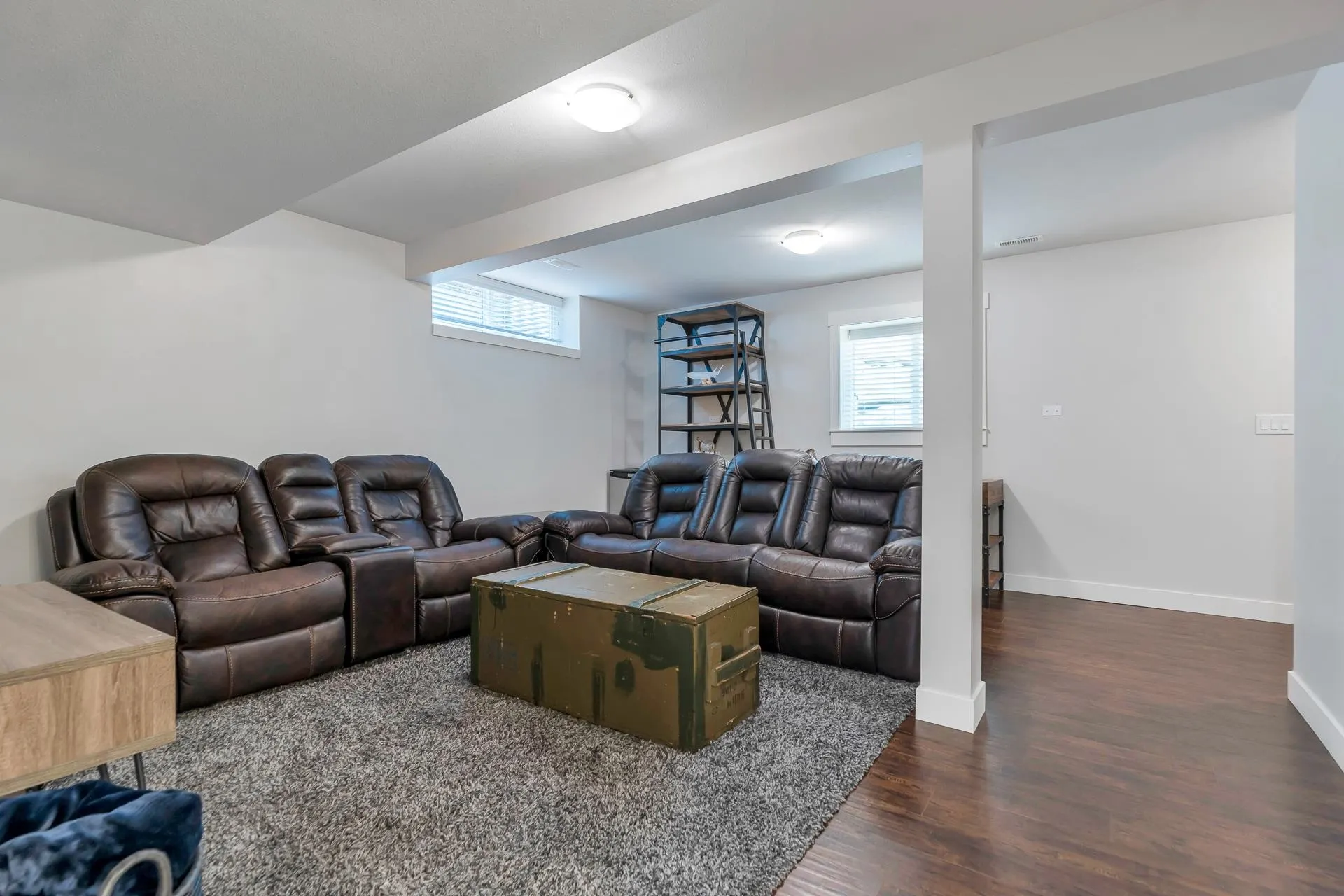 6184 Rexford Drive