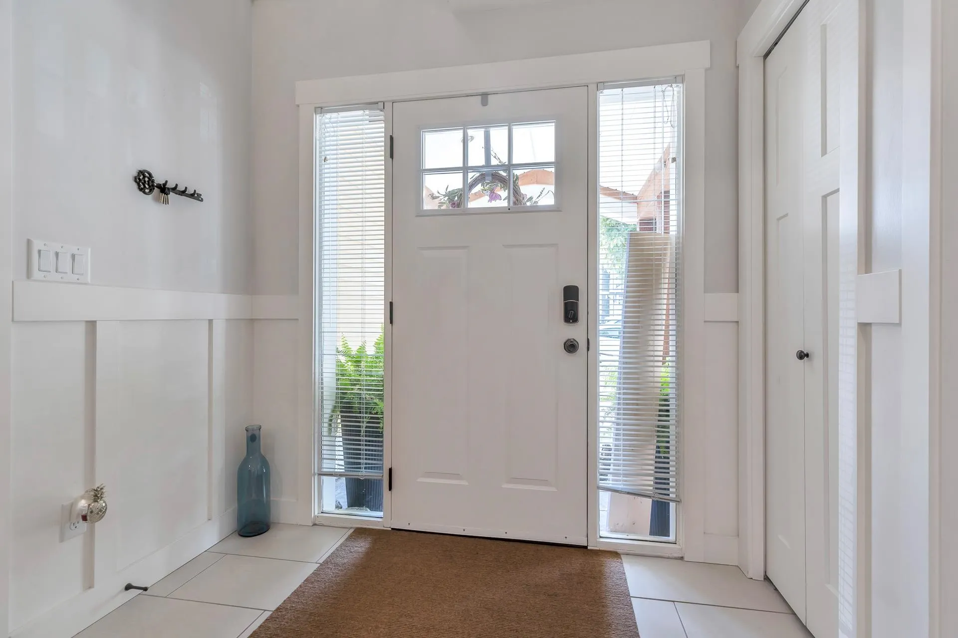 6184 Rexford Drive