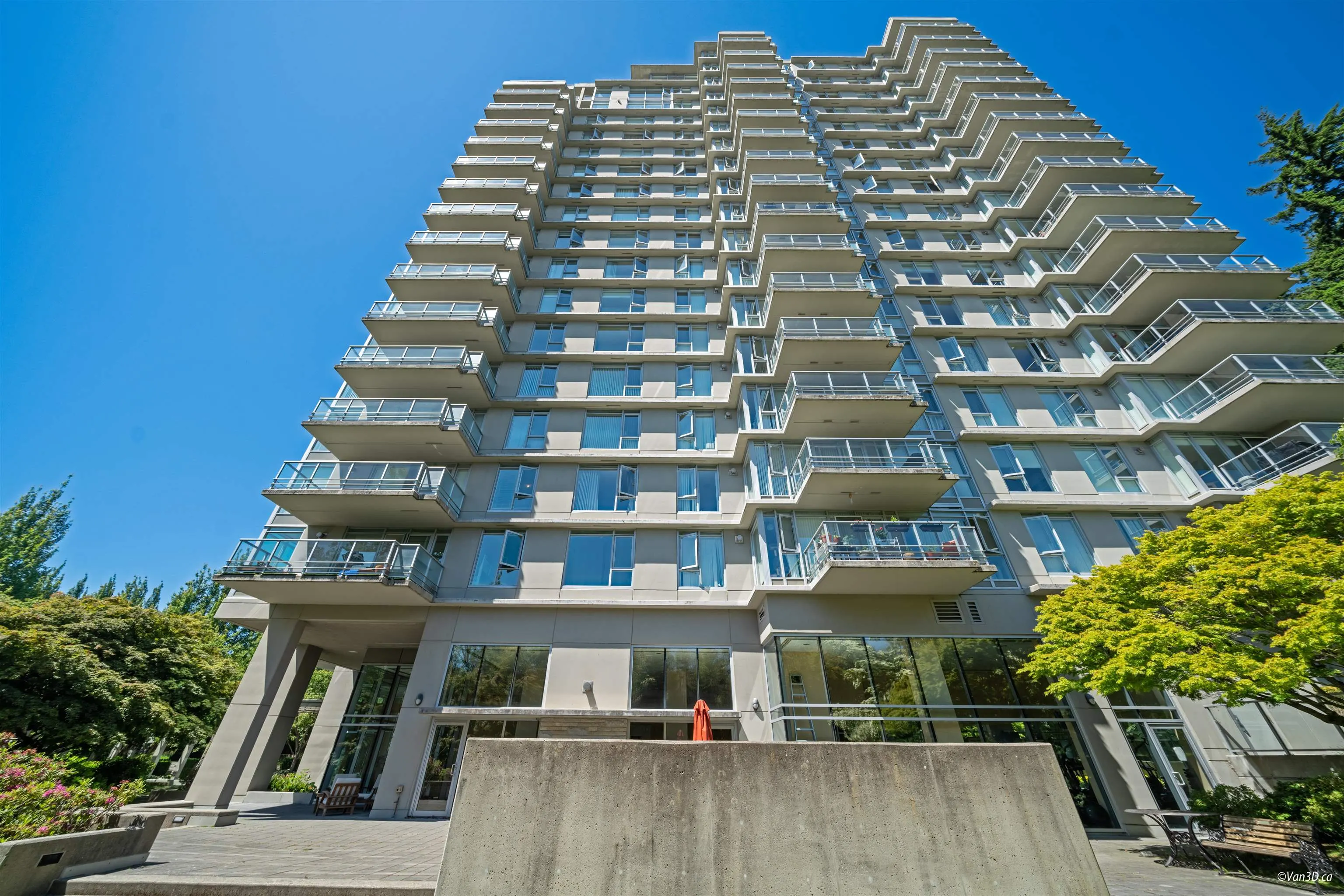 807 2688 West Mall